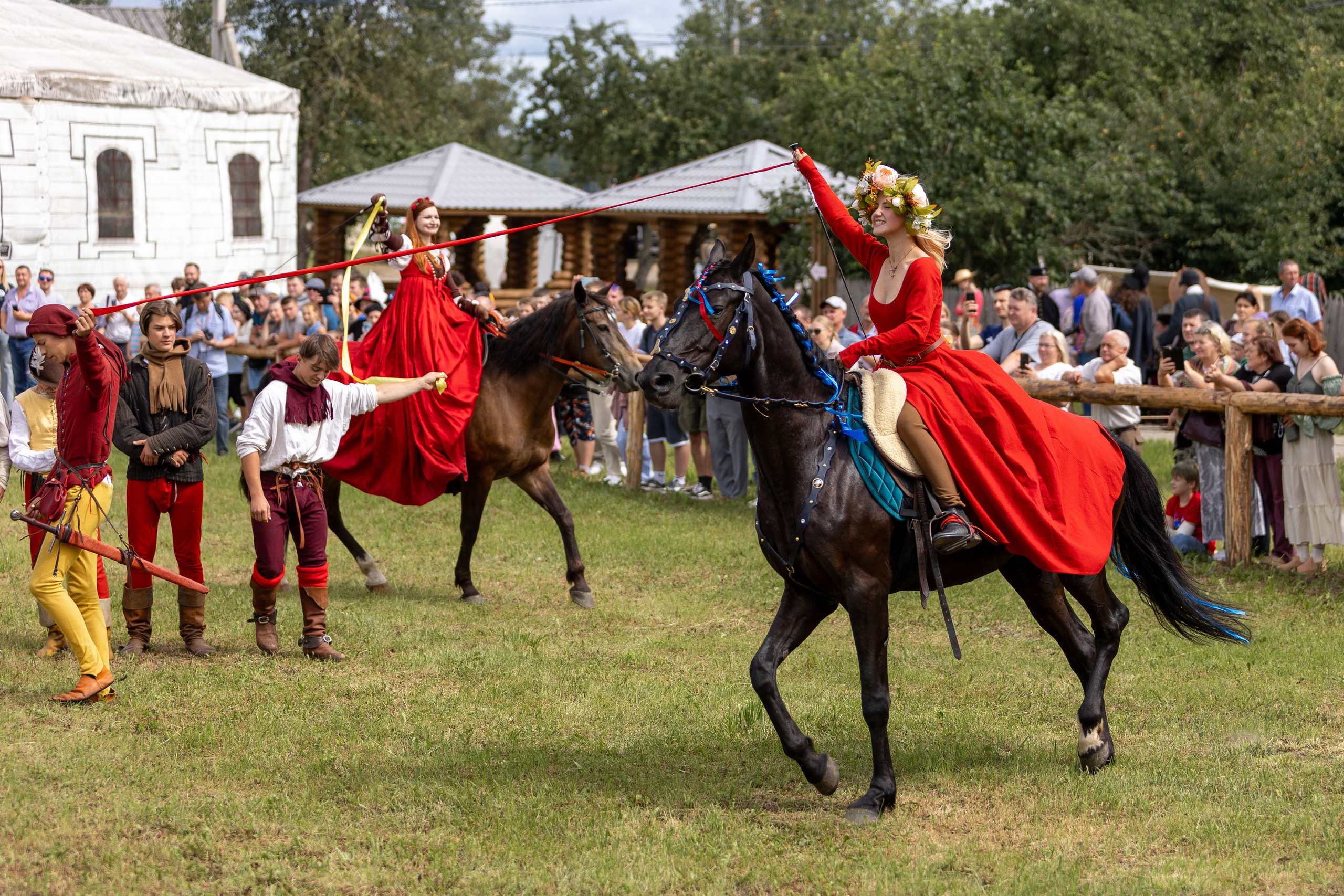 Рыцарский фест. Мстиславль. Профессиональный интерьерный и репортажный фотограф Минск и РБ. Максим Орлов