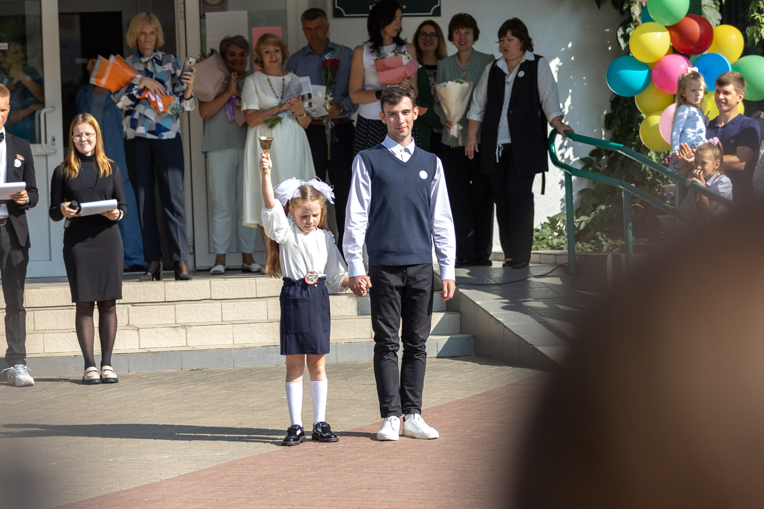 Линейка 1 сентября 2023 г. Профессиональный интерьерный и репортажный фотограф Минск и РБ. Максим Орлов