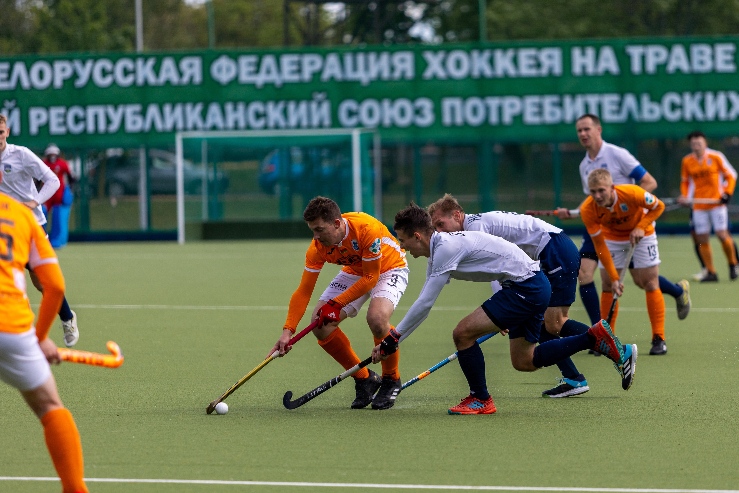 Хоккей на траве. ХК Минск — СК Строитель 11.05.2024. Профессиональный интерьерный и репортажный фотограф Минск и РБ. Максим Орлов