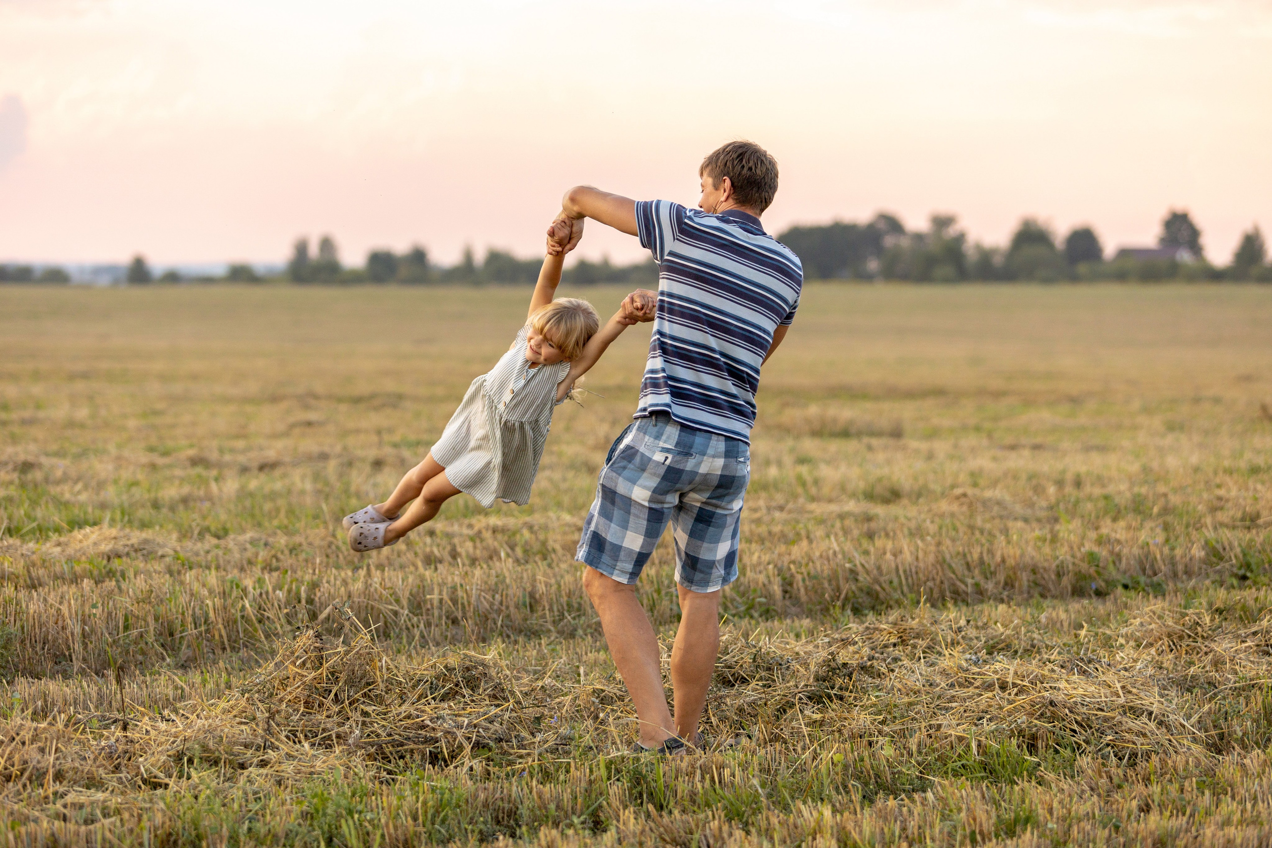 Леша и Таня 2 года спустя. Профессиональный интерьерный и репортажный фотограф Минск и РБ. Максим Орлов