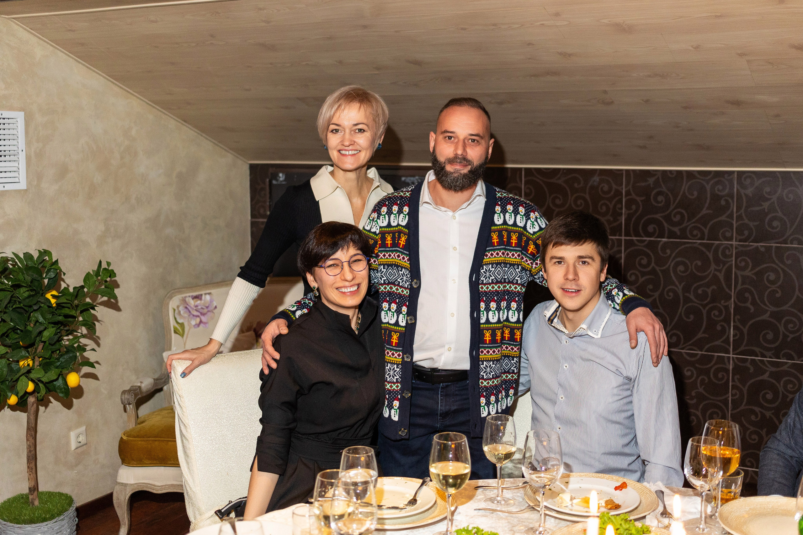 Новогодний корпоратив. Профессиональный интерьерный и репортажный фотограф Минск и РБ. Максим Орлов