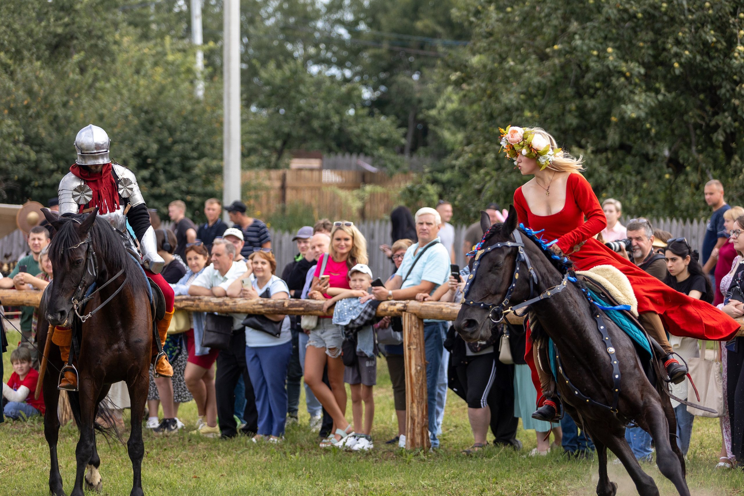 Рыцарский фест. Мстиславль. Профессиональный интерьерный и репортажный фотограф Минск и РБ. Максим Орлов