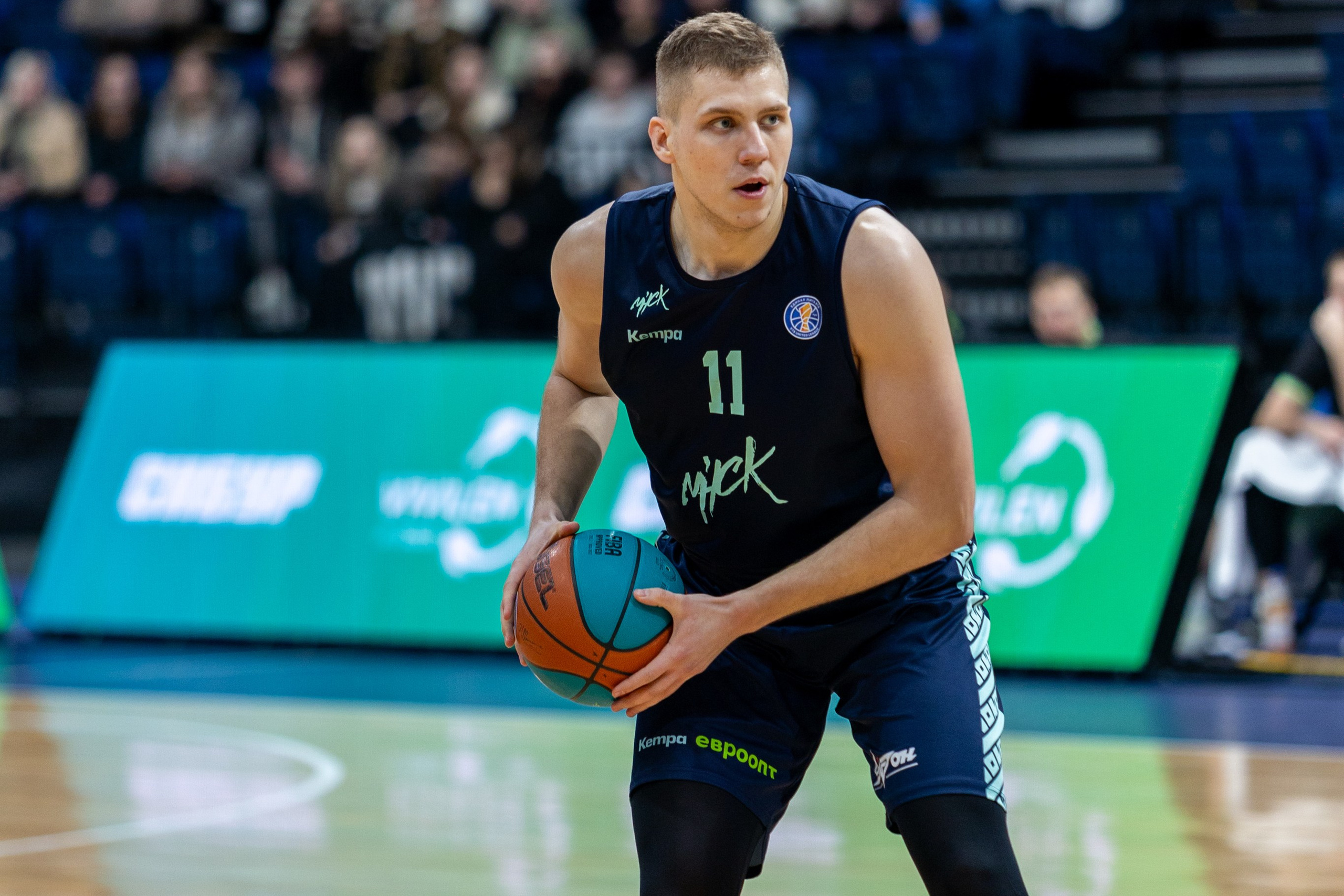 Баскетбол. Лучшие кадры. Минск — Уралмаш 13.02.2024. Профессиональный интерьерный и репортажный фотограф Минск и РБ. Максим Орлов