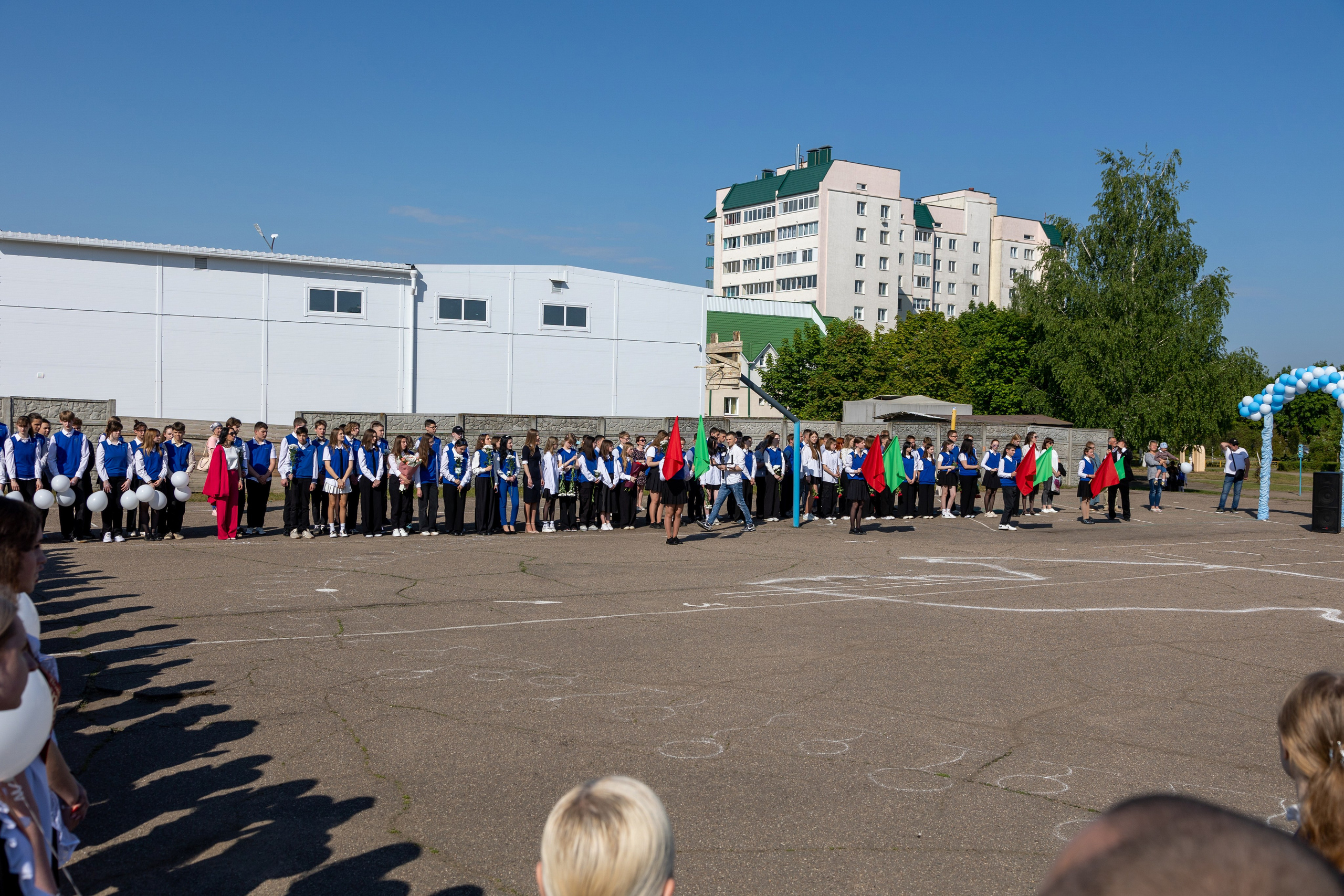 Выпускной в Жодино 2023. Профессиональный интерьерный и репортажный фотограф Минск и РБ. Максим Орлов