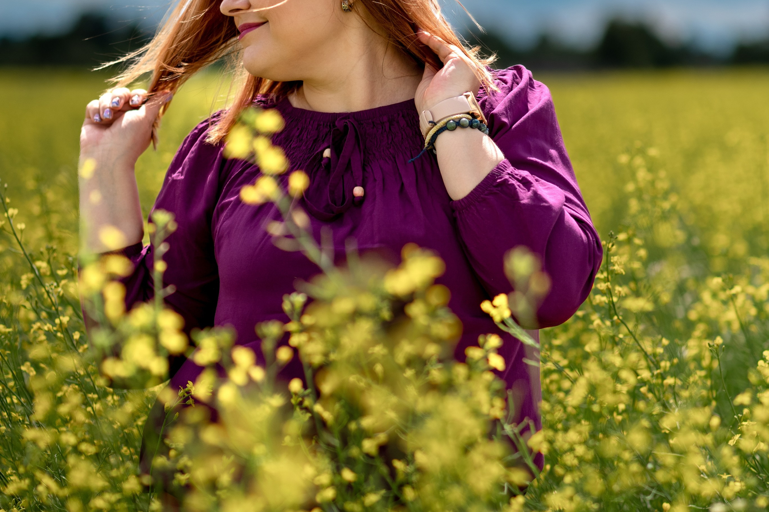 Катя и Оксана в лаванде. Профессиональный интерьерный и репортажный фотограф Минск и РБ. Максим Орлов