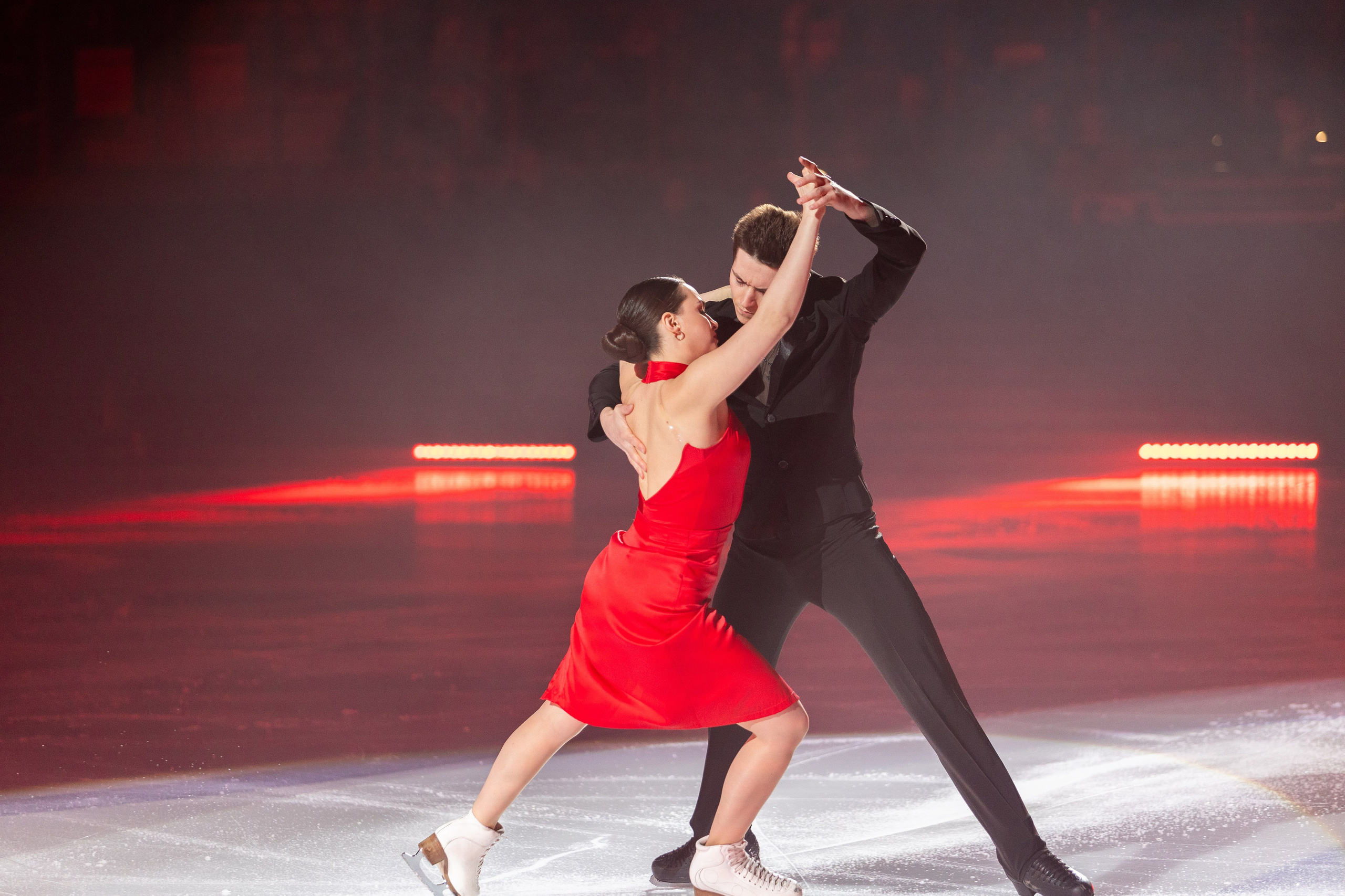 Ледовое шоу Ильи Авербуха 30.03.2024. Профессиональный интерьерный и репортажный фотограф Минск и РБ. Максим Орлов