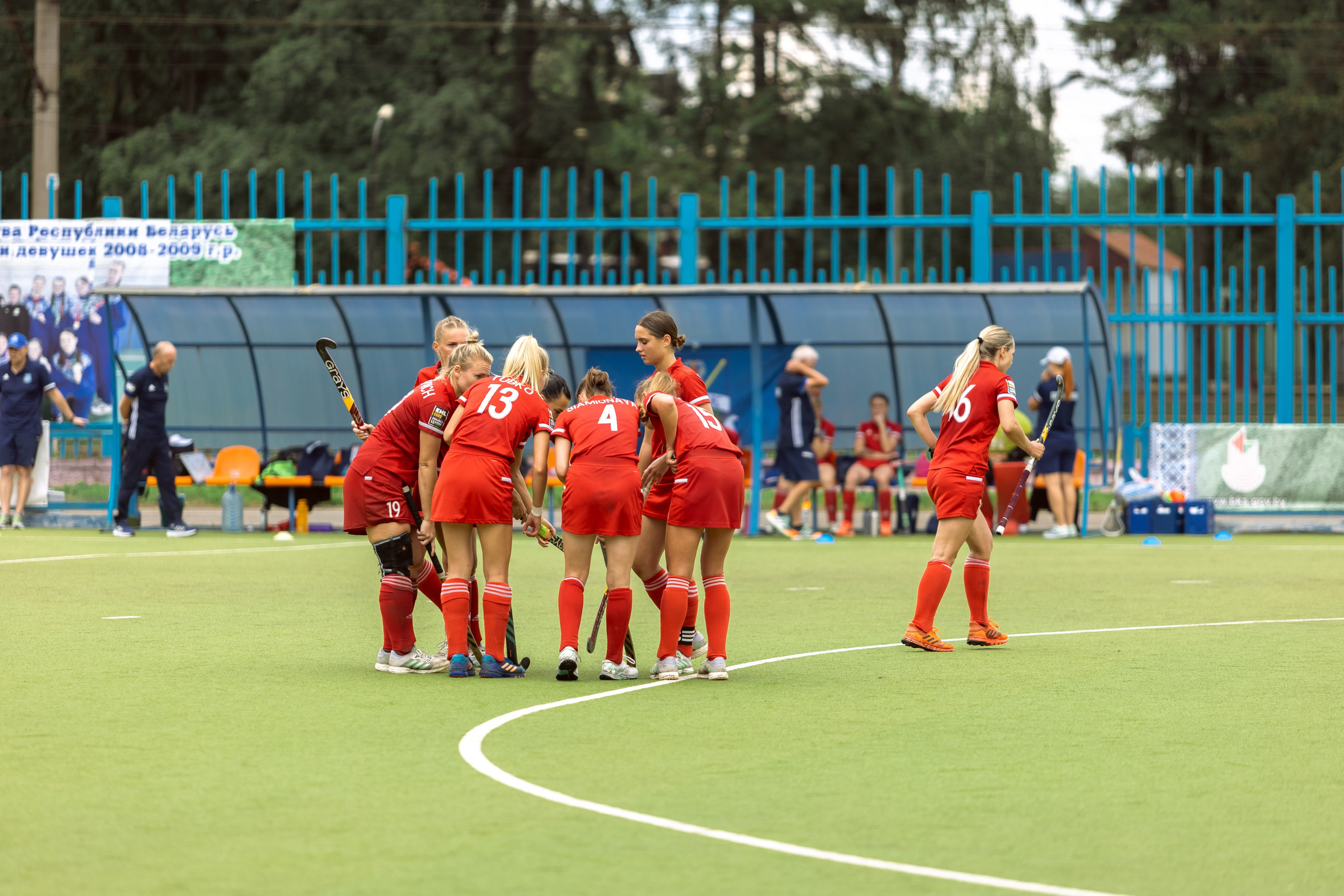Хоккей на траве. Девушки. Минск — Виктория. 16.06.2024. Профессиональный интерьерный и репортажный фотограф Минск и РБ. Максим Орлов