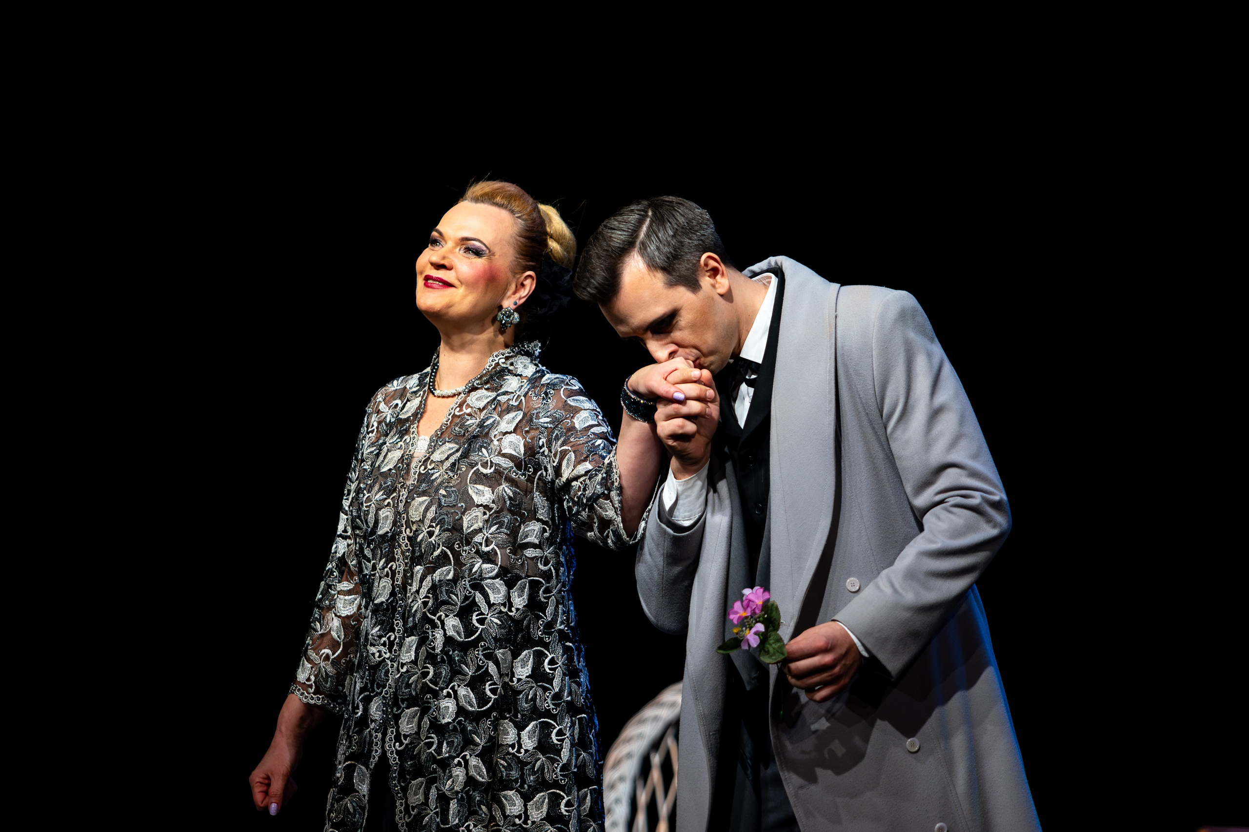 Новый театр «Я вещь». Профессиональный интерьерный и репортажный фотограф Минск и РБ. Максим Орлов