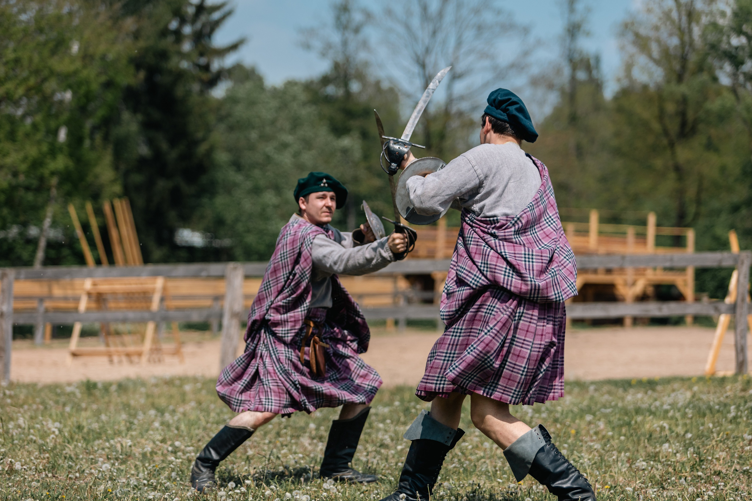 Золотая шпора. Маневры 17 века. Профессиональный интерьерный и репортажный фотограф Минск и РБ. Максим Орлов