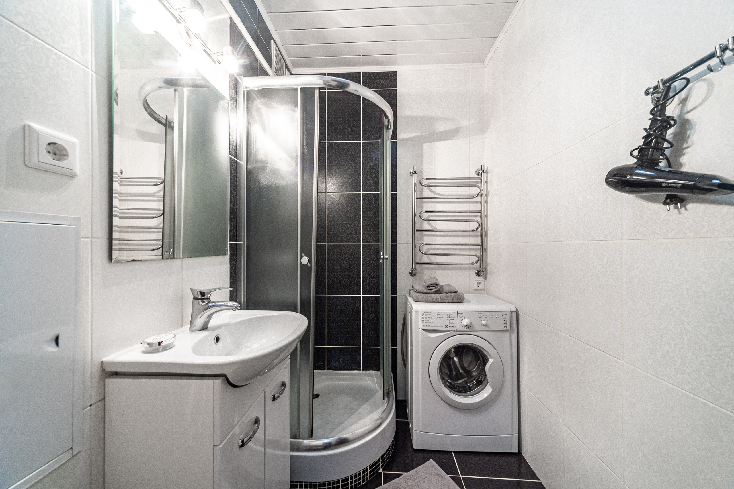 Пр. Независимости 74. Профессиональный интерьерный и репортажный фотограф Минск и РБ. Максим Орлов