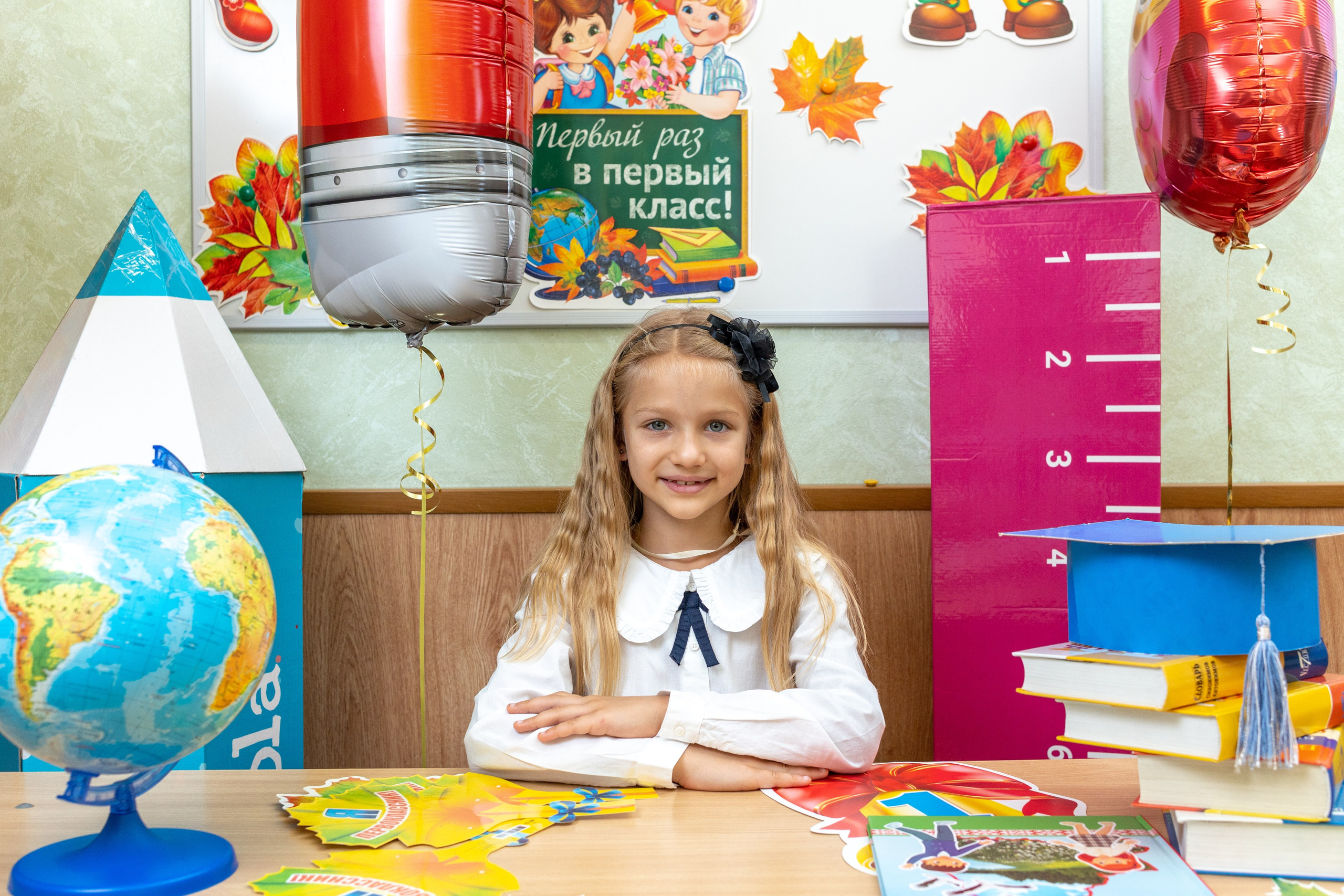 Линейка 1 сентября 2023 г. Профессиональный интерьерный и репортажный фотограф Минск и РБ. Максим Орлов