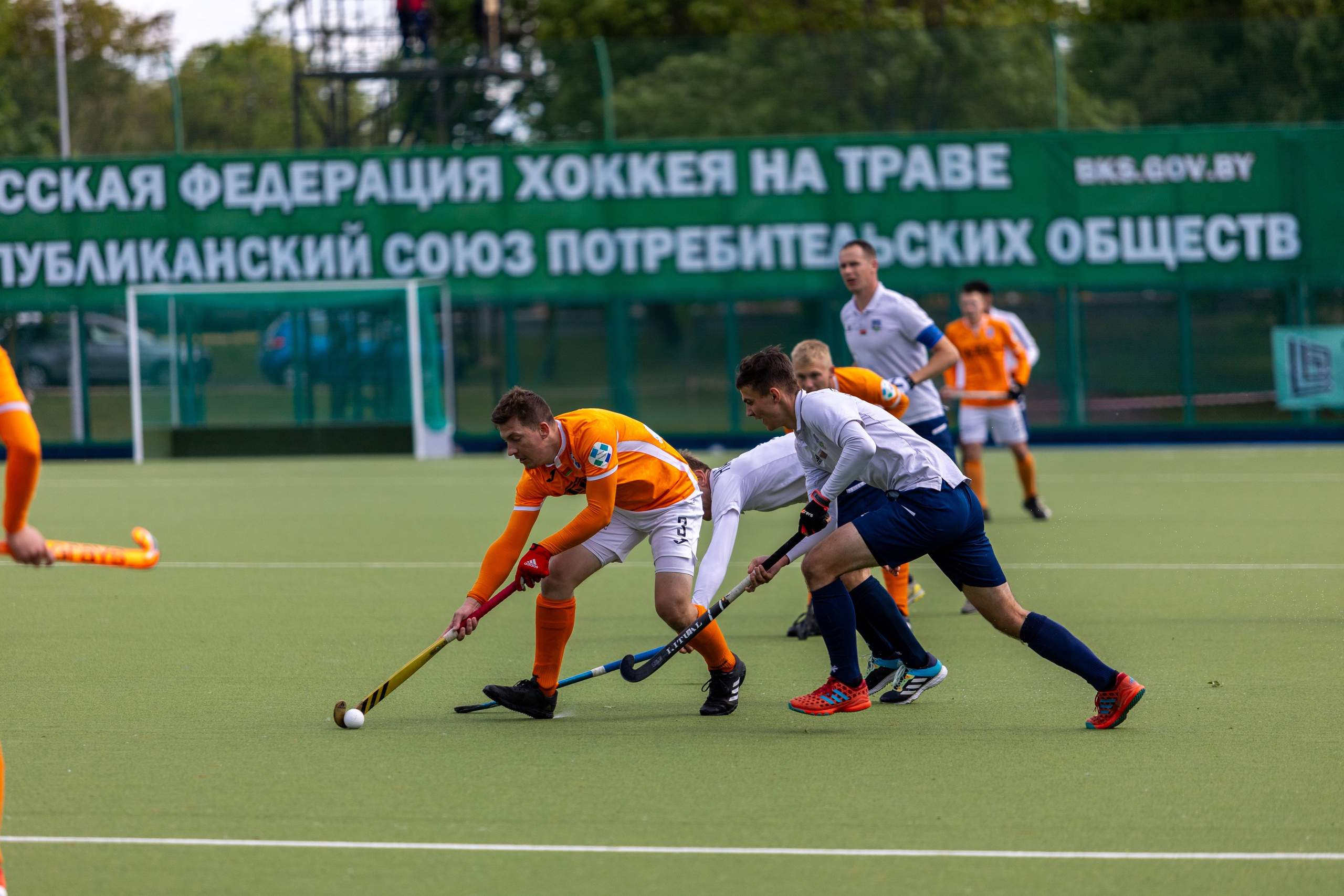 Хоккей на траве. ХК Минск — СК Строитель 11.05.2024. Профессиональный интерьерный и репортажный фотограф Минск и РБ. Максим Орлов