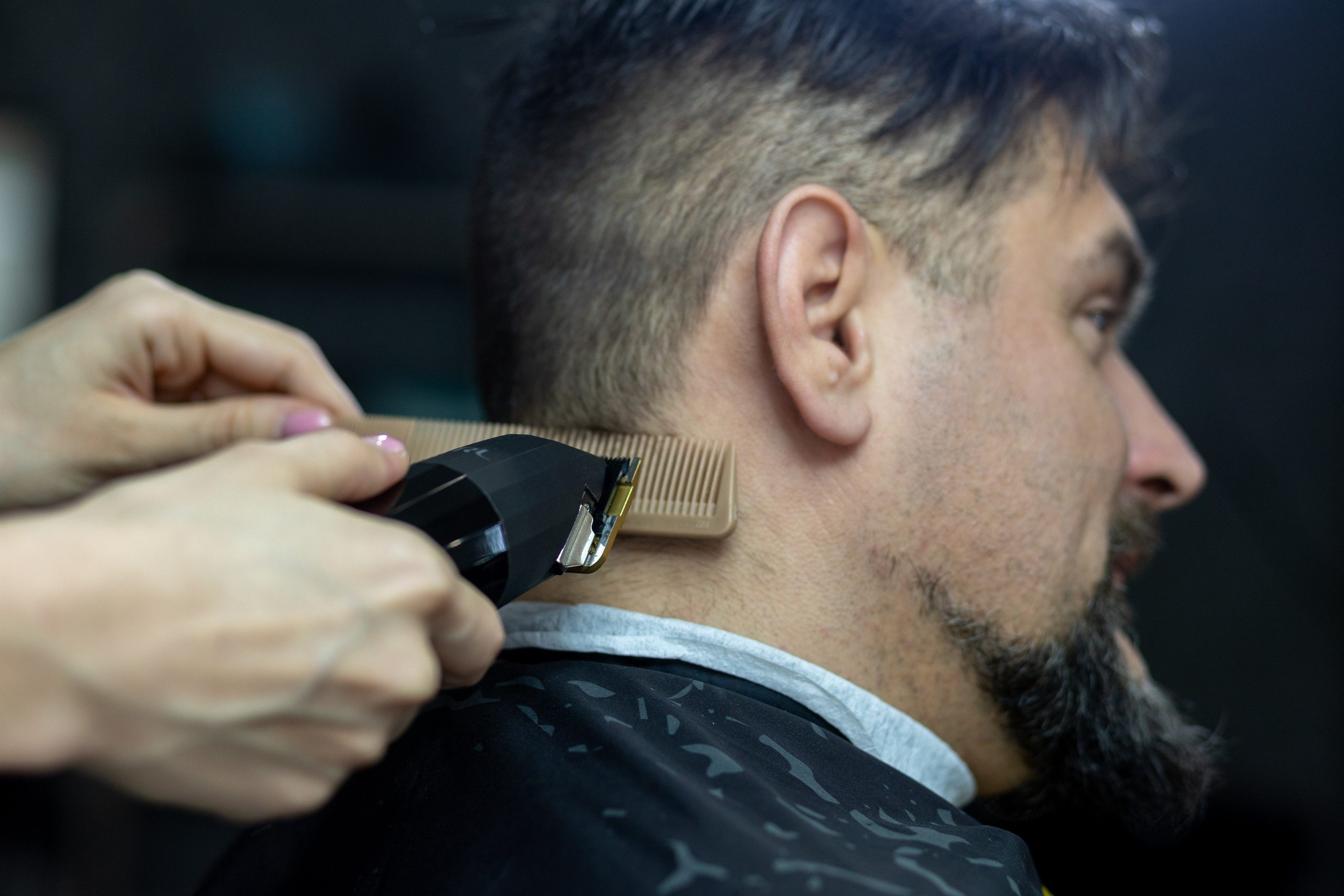 Реклама салона красоты «Манго». Профессиональный интерьерный и репортажный фотограф Минск и РБ. Максим Орлов