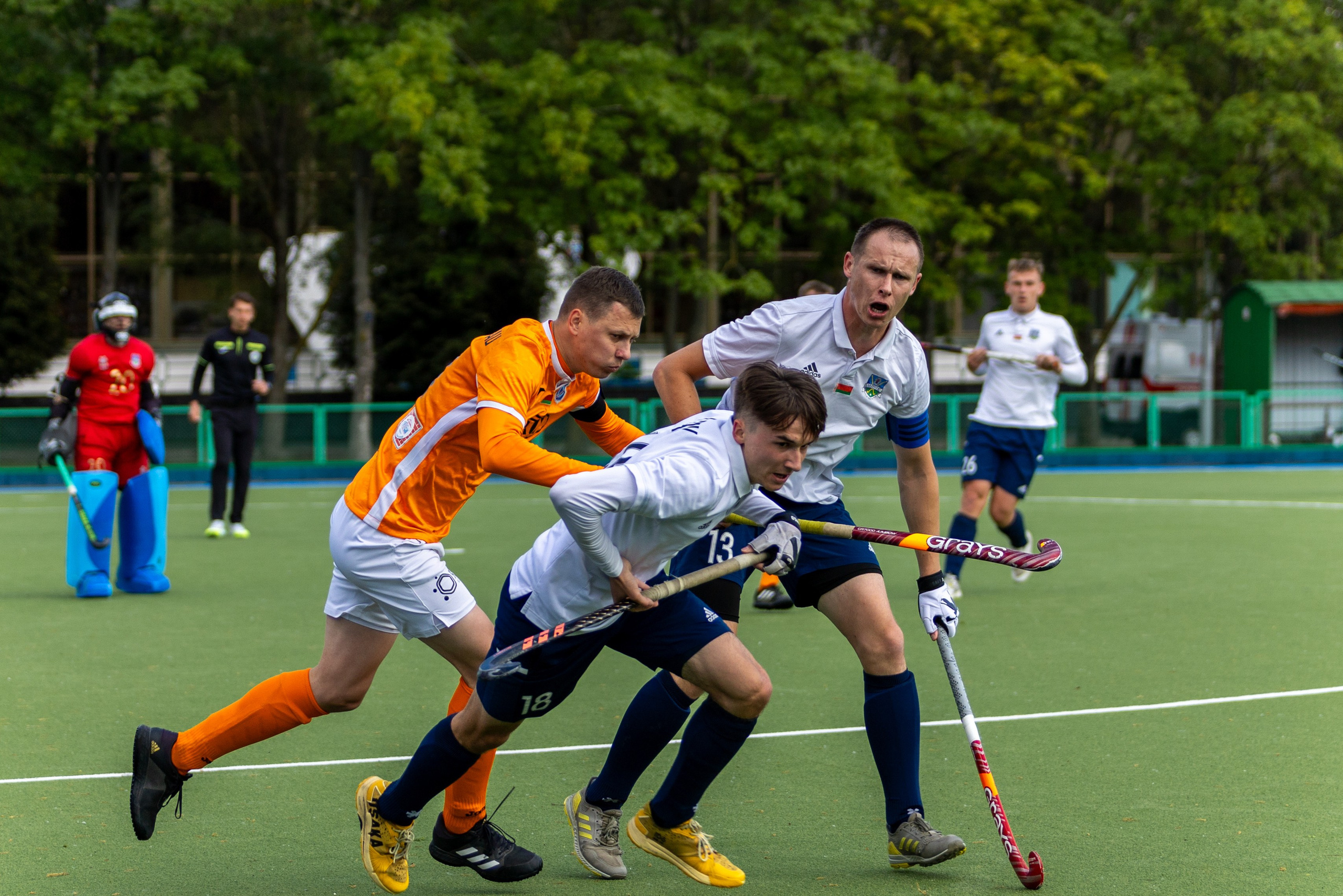 Хоккей на траве. ХК Минск — СК Строитель 11.05.2024. Профессиональный интерьерный и репортажный фотограф Минск и РБ. Максим Орлов
