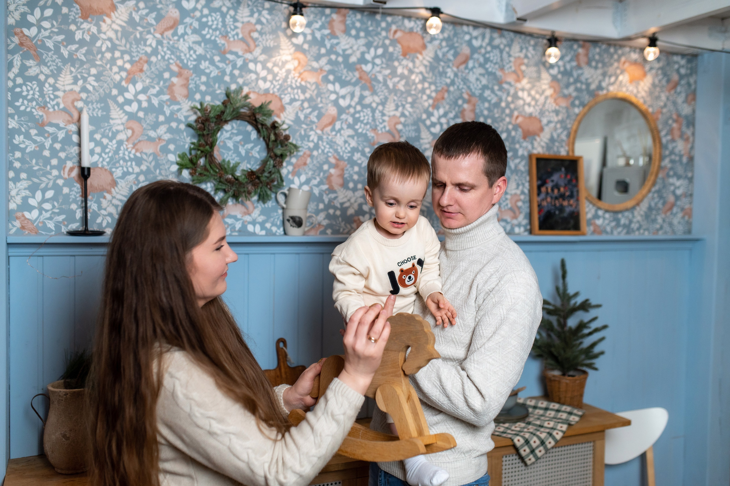 Саша и Оля (новогодняя). Профессиональный интерьерный и репортажный фотограф Минск и РБ. Максим Орлов