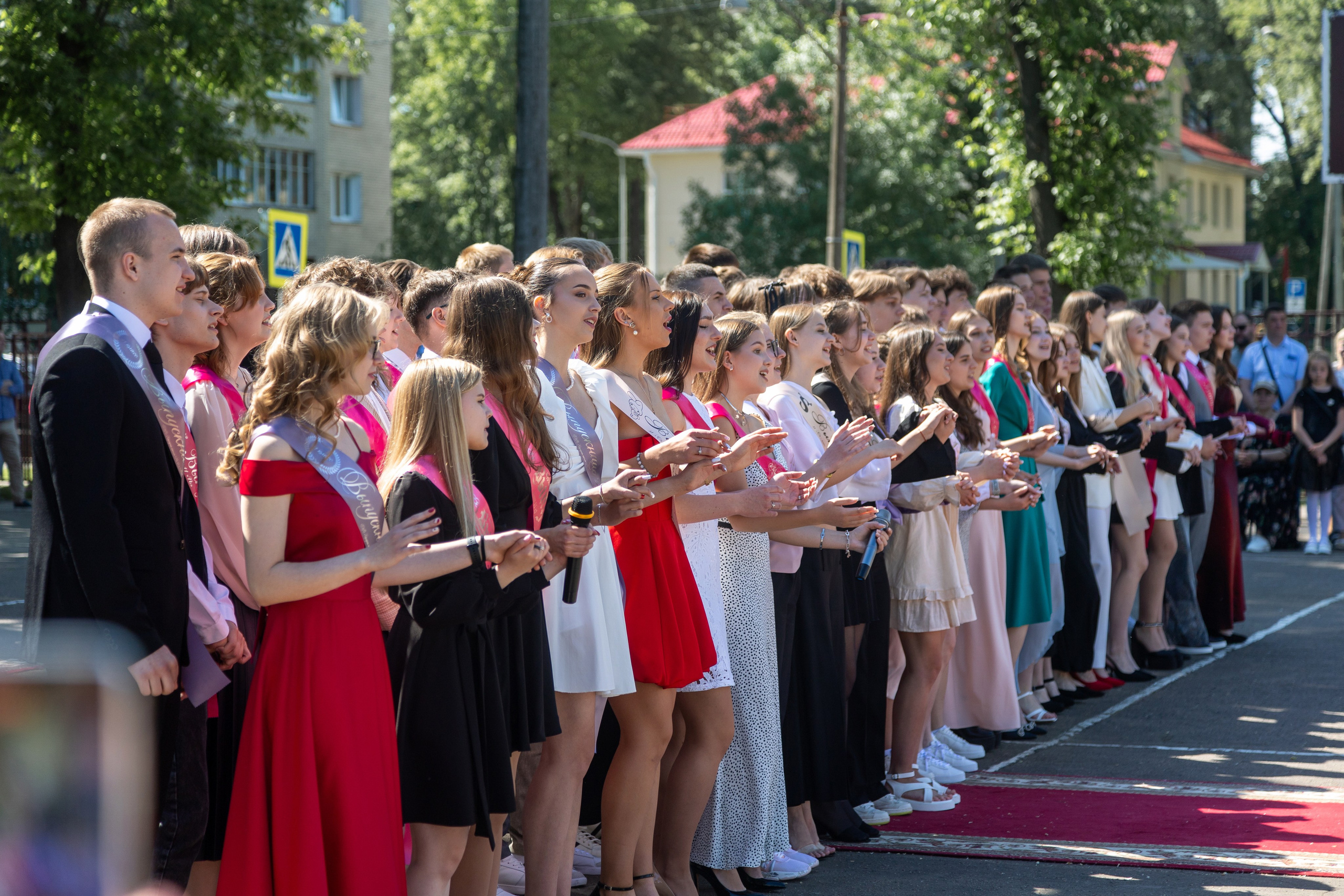 Школа 47. Последний звонок. Профессиональный интерьерный и репортажный фотограф Минск и РБ. Максим Орлов