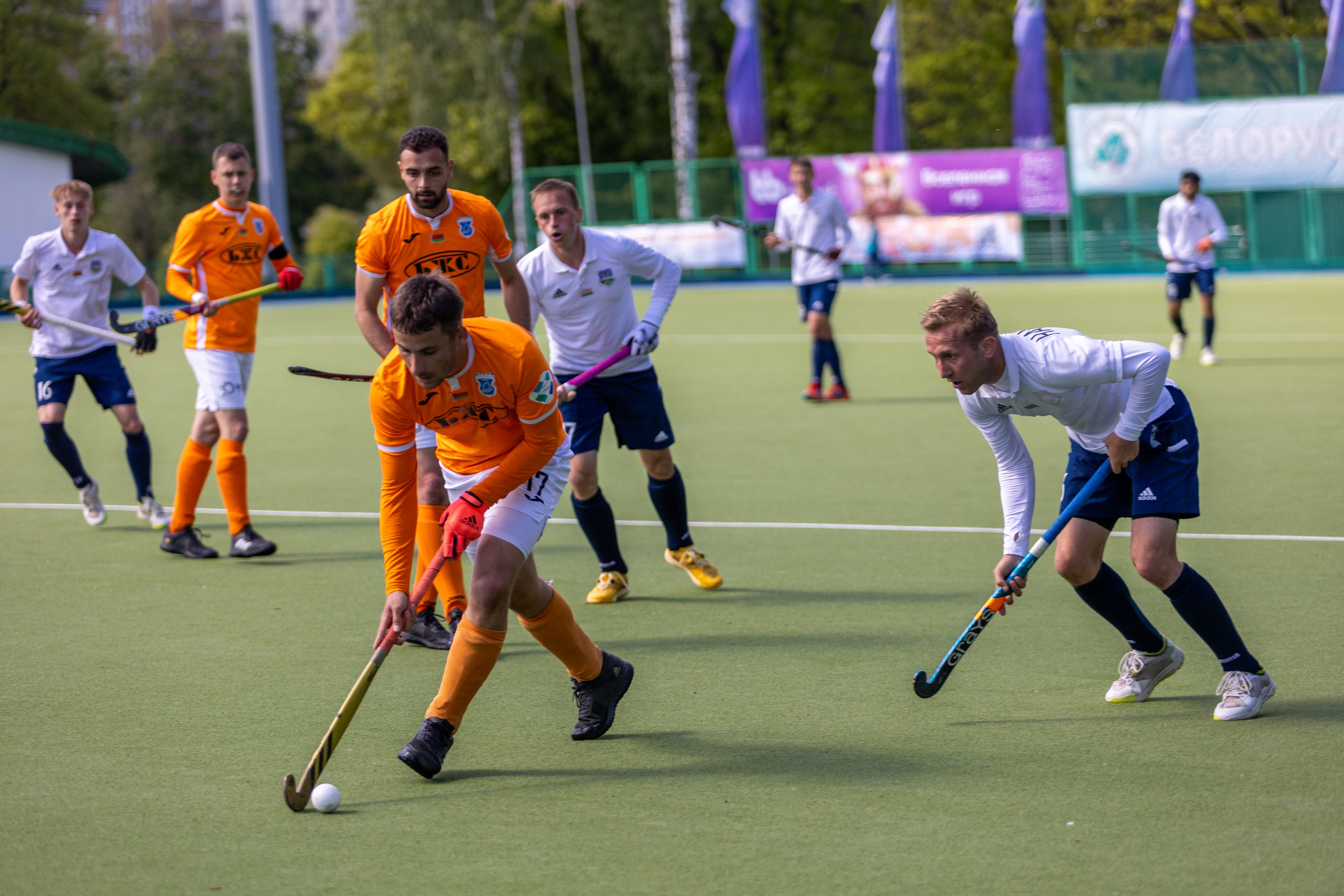 Хоккей на траве. ХК Минск — СК Строитель 12.05.2024. Профессиональный интерьерный и репортажный фотограф Минск и РБ. Максим Орлов