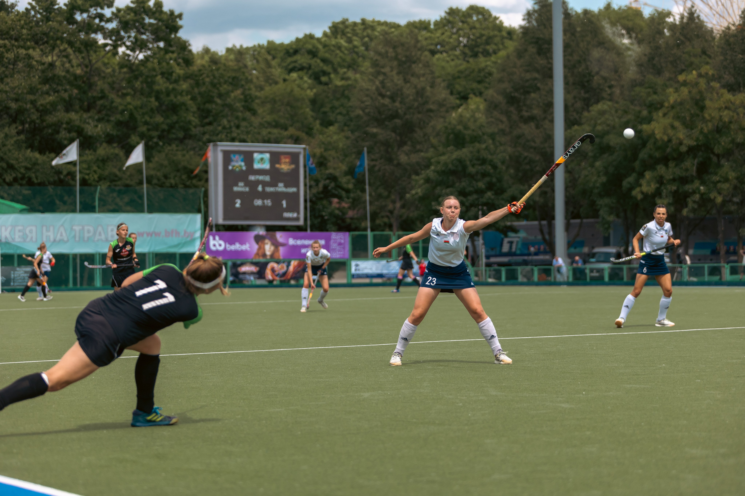 Хоккей на траве. Девушки. Минск — Текстильщик 29.052024. Профессиональный интерьерный и репортажный фотограф Минск и РБ. Максим Орлов