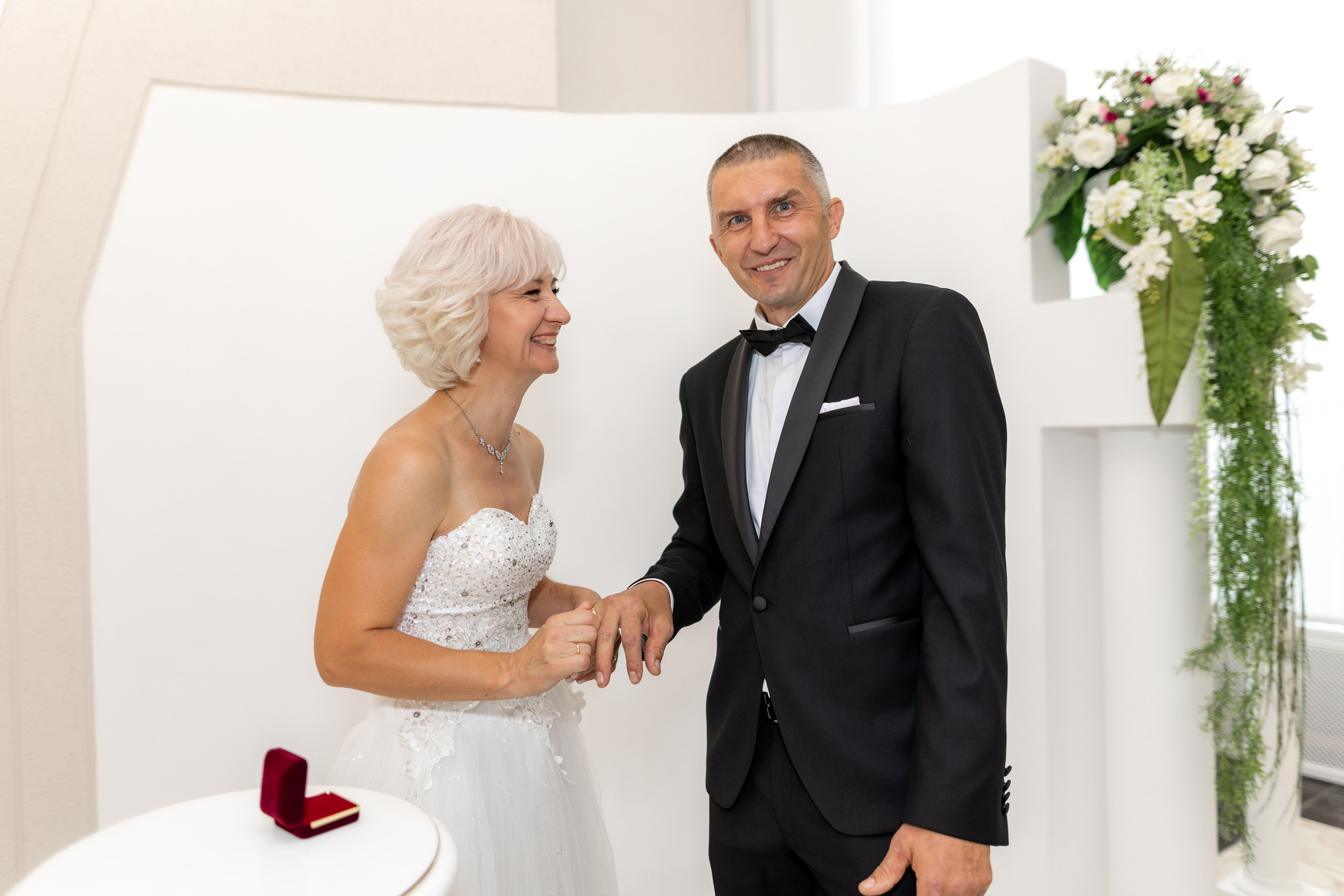 Свадебная фотосессия Андрея и Елены. Профессиональный интерьерный и репортажный фотограф Минск и РБ. Максим Орлов