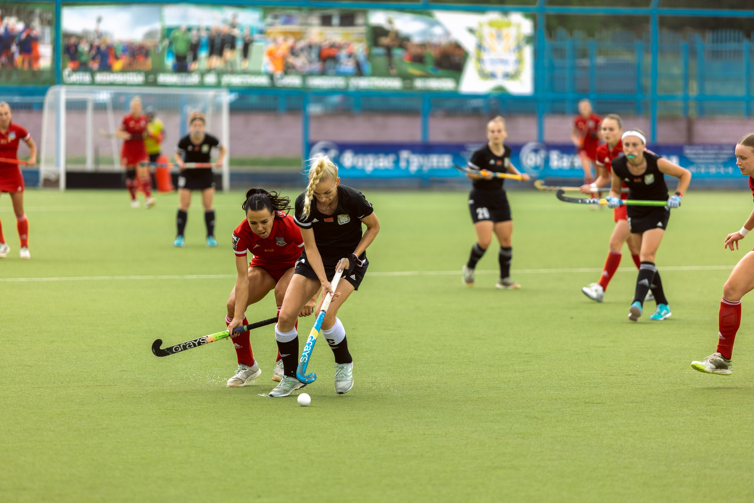 Хоккей на траве. Девушки. Минск — Виктория. 16.06.2024. Профессиональный интерьерный и репортажный фотограф Минск и РБ. Максим Орлов