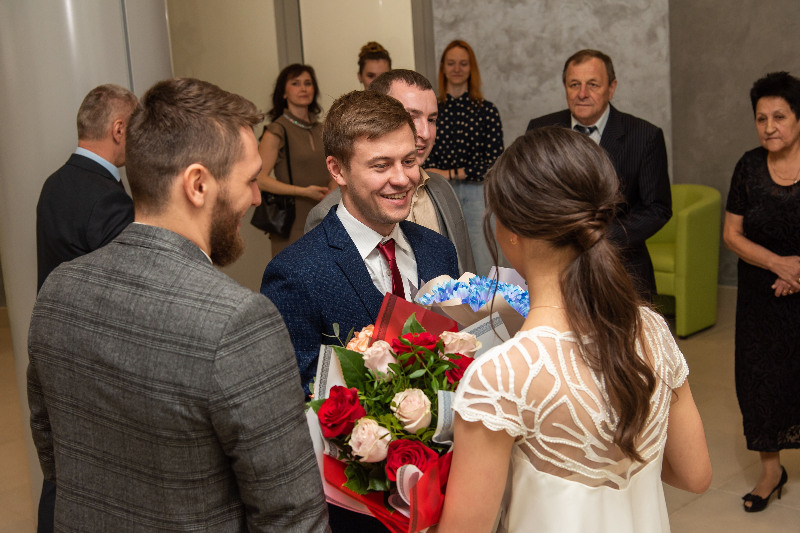 Роспись и прогулка Ростислава и Анастасии. Профессиональный интерьерный и репортажный фотограф Минск и РБ. Максим Орлов