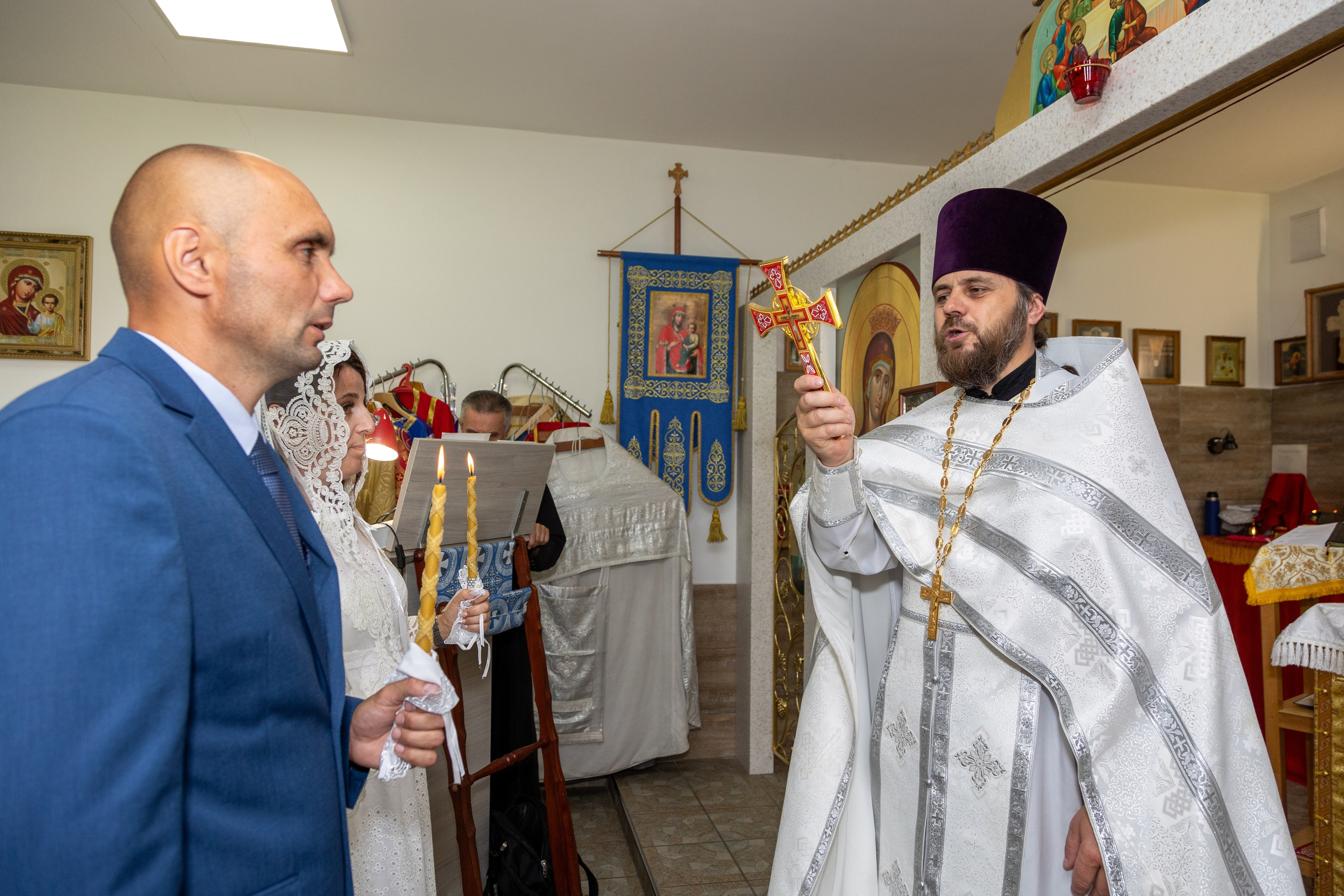 Венчание Михаила и Ольги. Профессиональный интерьерный и репортажный фотограф Минск и РБ. Максим Орлов