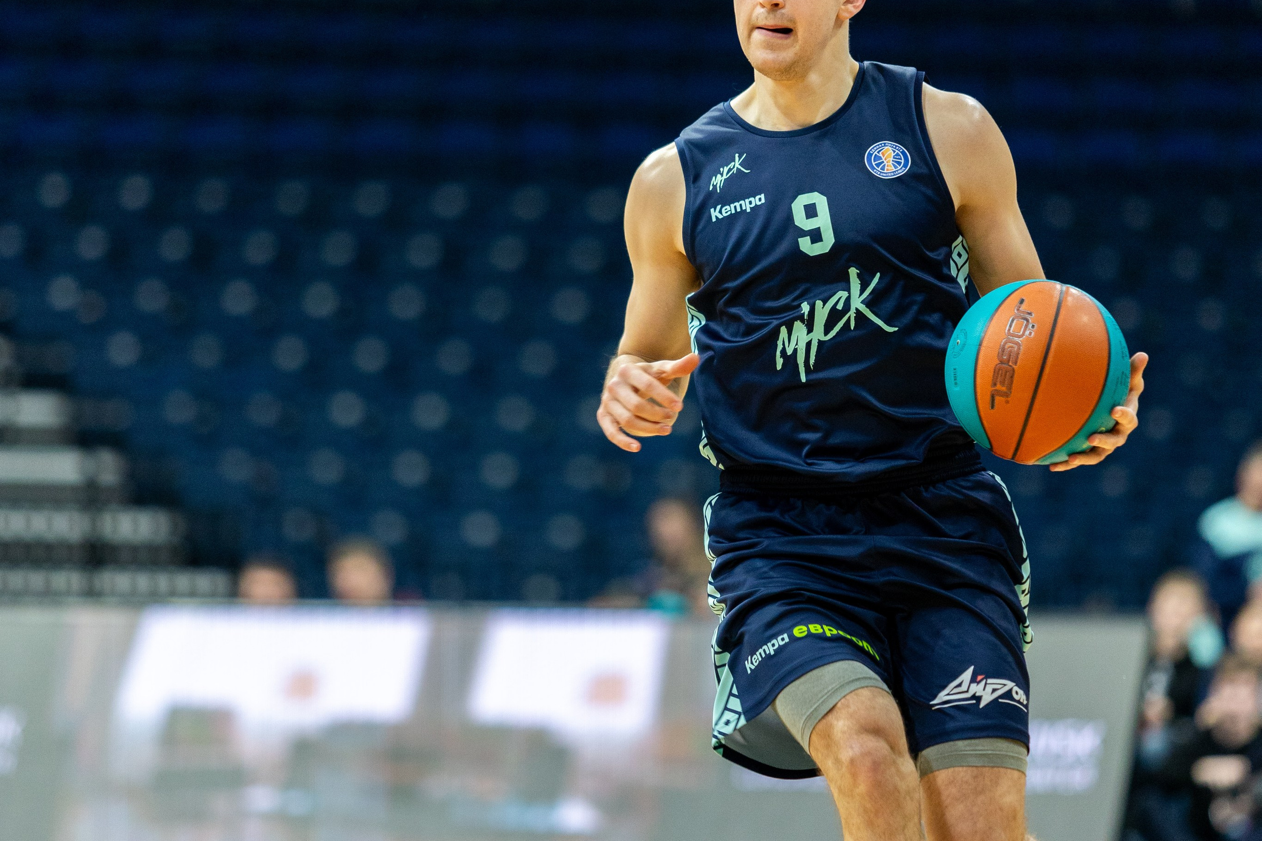 Баскетбол. Лучшие кадры. Минск — Уралмаш 13.02.2024. Профессиональный интерьерный и репортажный фотограф Минск и РБ. Максим Орлов