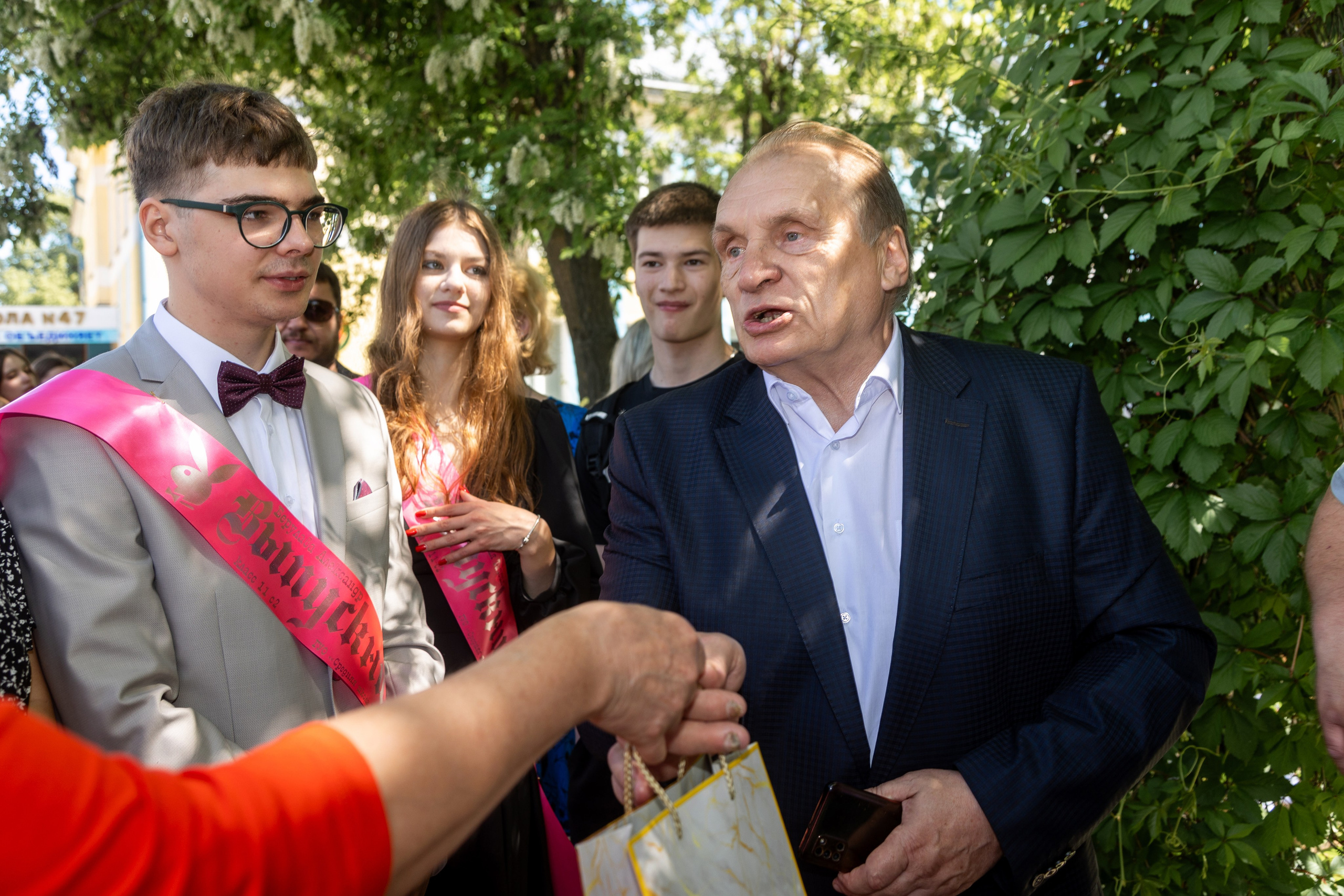 Школа 47. Последний звонок. Профессиональный интерьерный и репортажный фотограф Минск и РБ. Максим Орлов