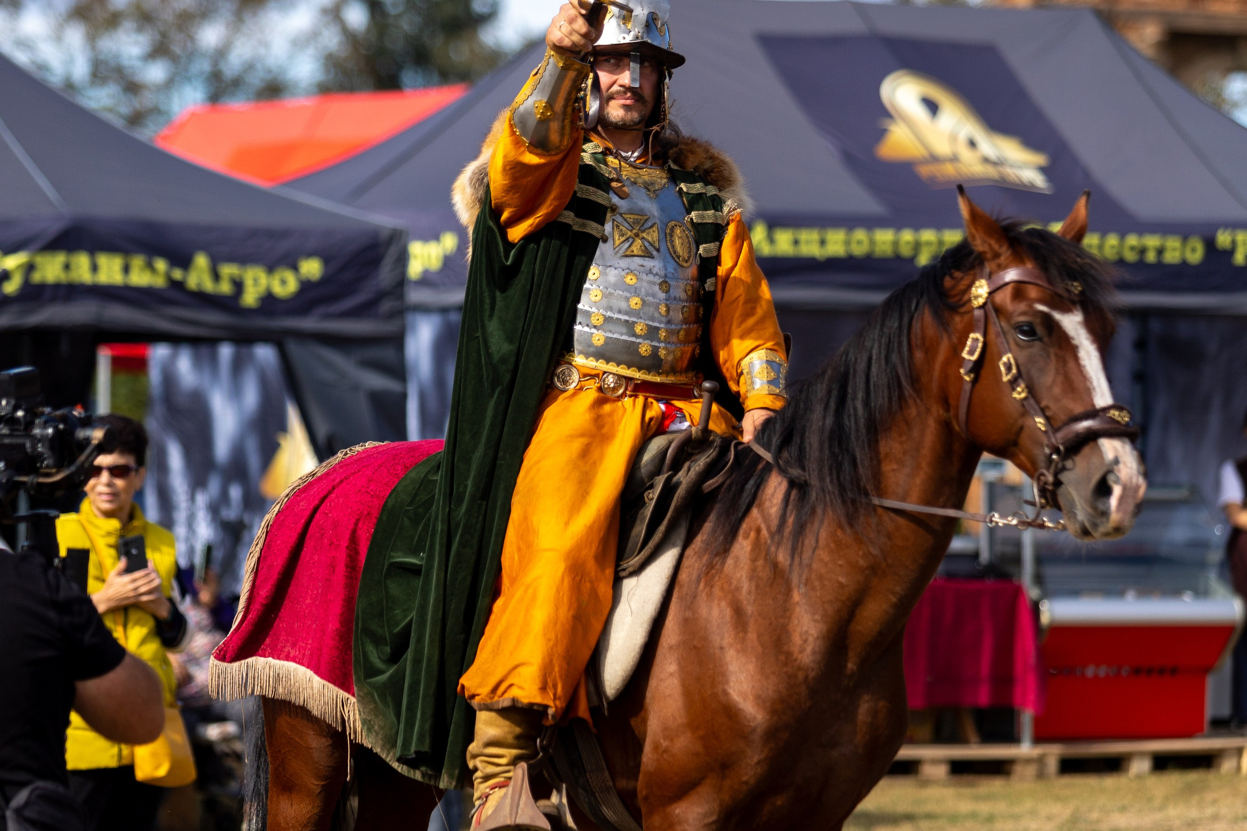 100-летие Пинской Епархии. Парад. Профессиональный интерьерный и репортажный фотограф Минск и РБ. Максим Орлов