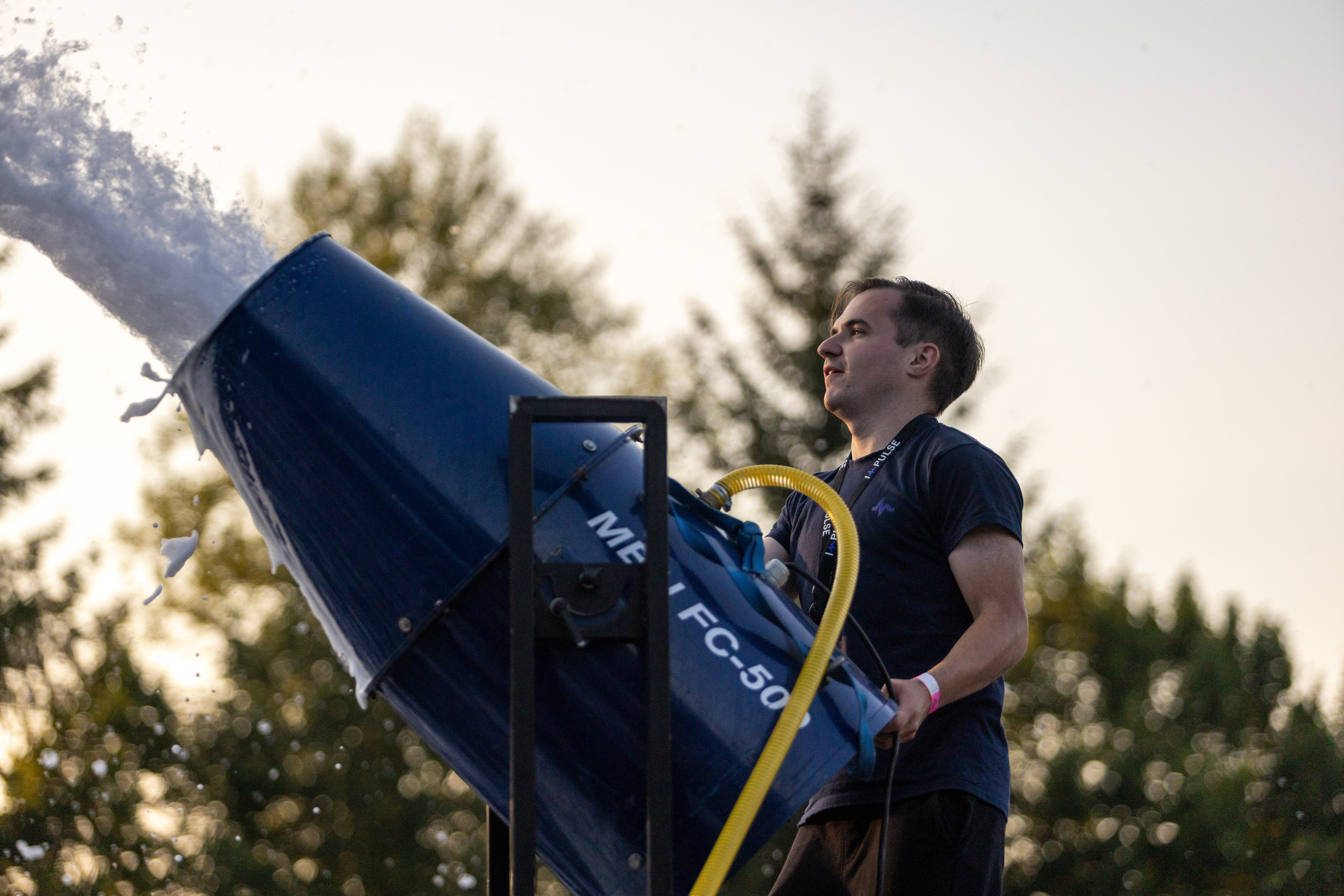 Дискохит. Профессиональный интерьерный и репортажный фотограф Минск и РБ. Максим Орлов