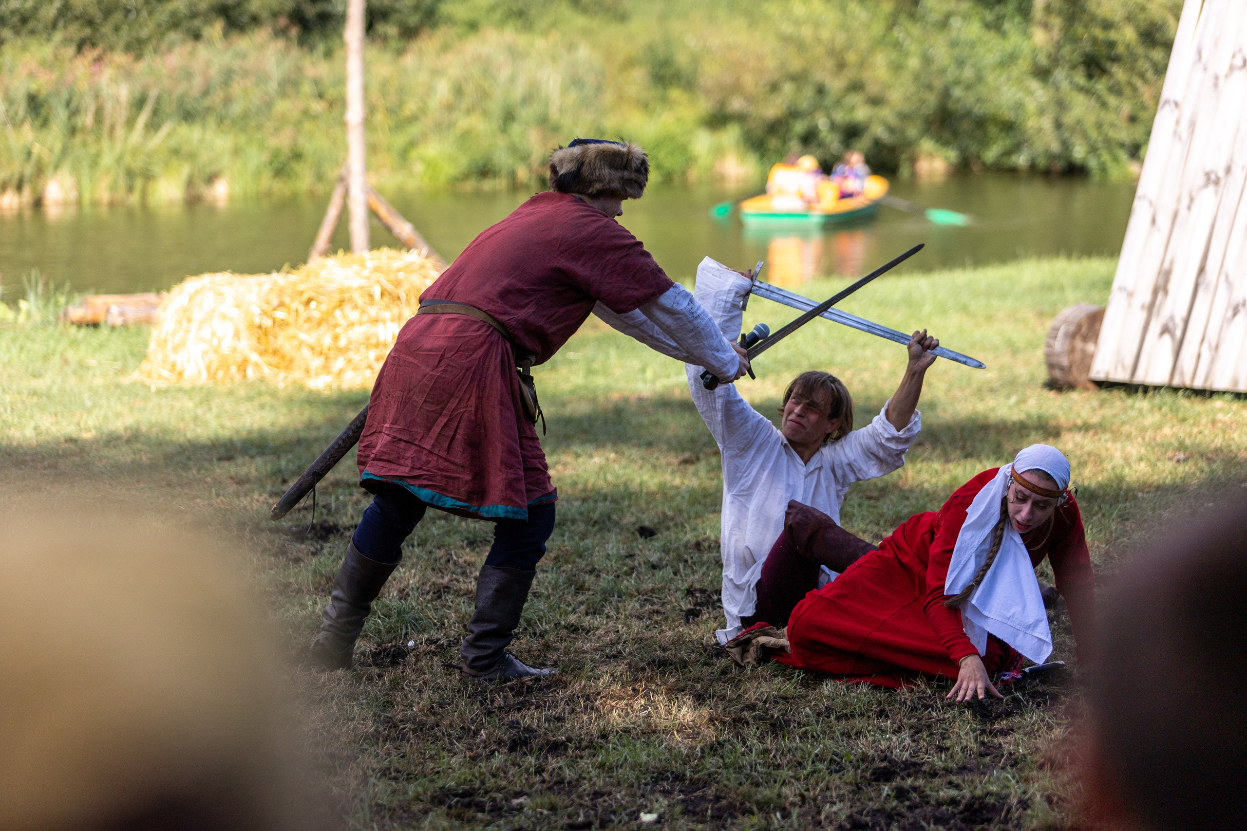 Ежегодный фестиваль средневековья в Дукоре. Профессиональный интерьерный и репортажный фотограф Минск и РБ. Максим Орлов