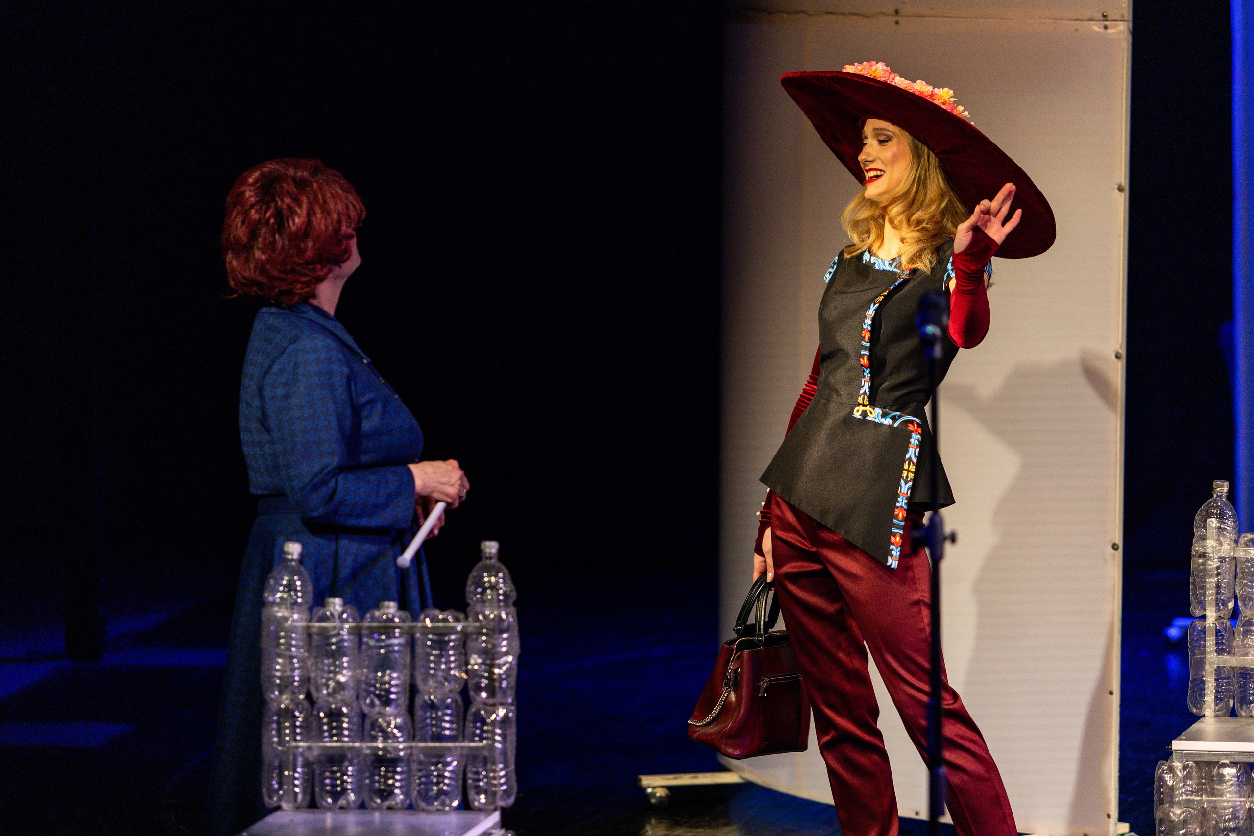 Новый театр «Нобелевская неделя». Профессиональный интерьерный и репортажный фотограф Минск и РБ. Максим Орлов