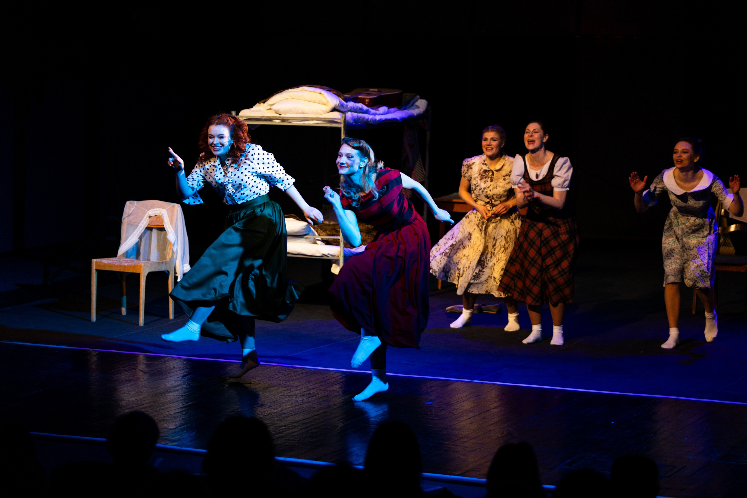 Новый театр «Фабричная девчонка». Профессиональный интерьерный и репортажный фотограф Минск и РБ. Максим Орлов