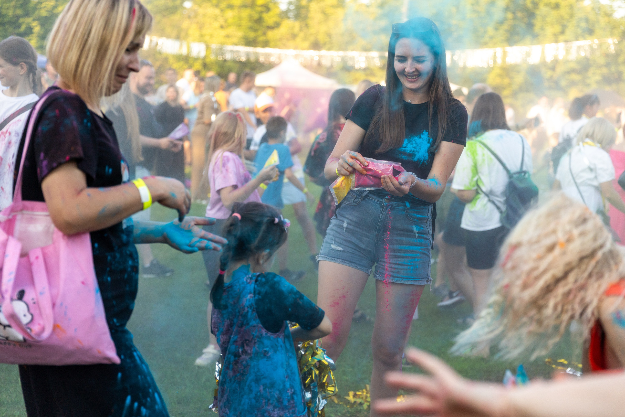 Дискохит. Профессиональный интерьерный и репортажный фотограф Минск и РБ. Максим Орлов