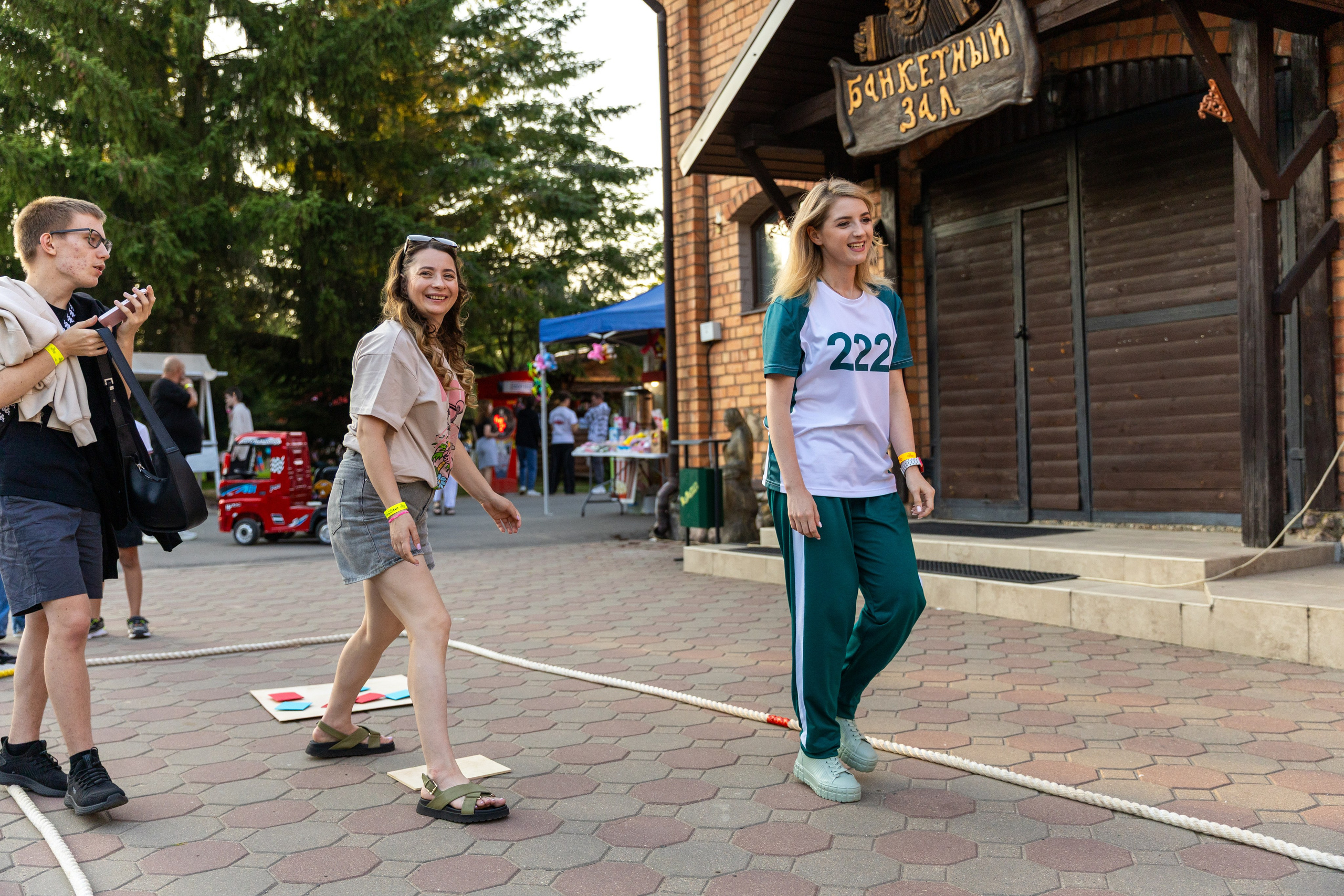 Дискохит. Профессиональный интерьерный и репортажный фотограф Минск и РБ. Максим Орлов