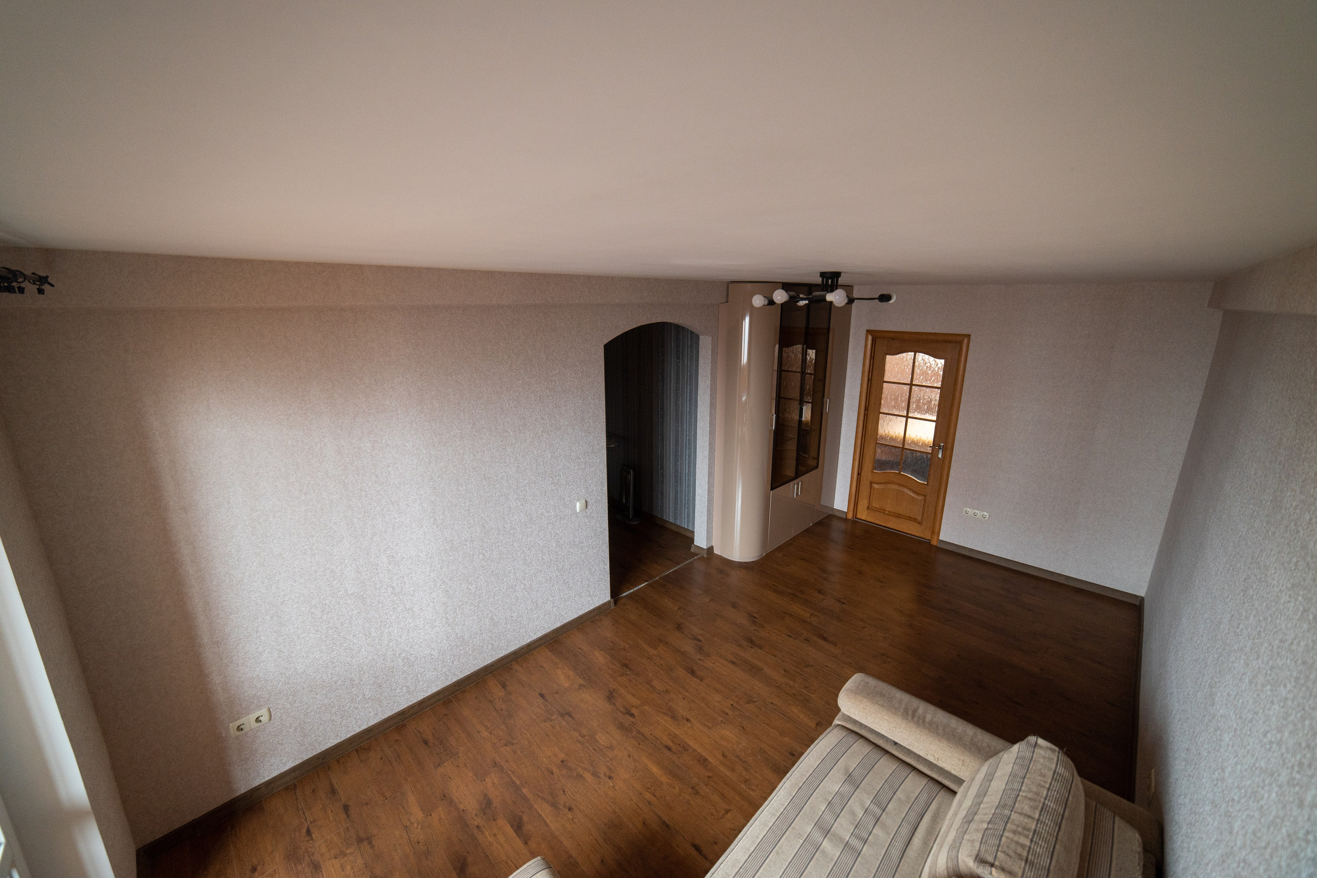 Дунина-Марцинкевича 4. Суперэконом вариант. Профессиональный интерьерный и репортажный фотограф Минск и РБ. Максим Орлов