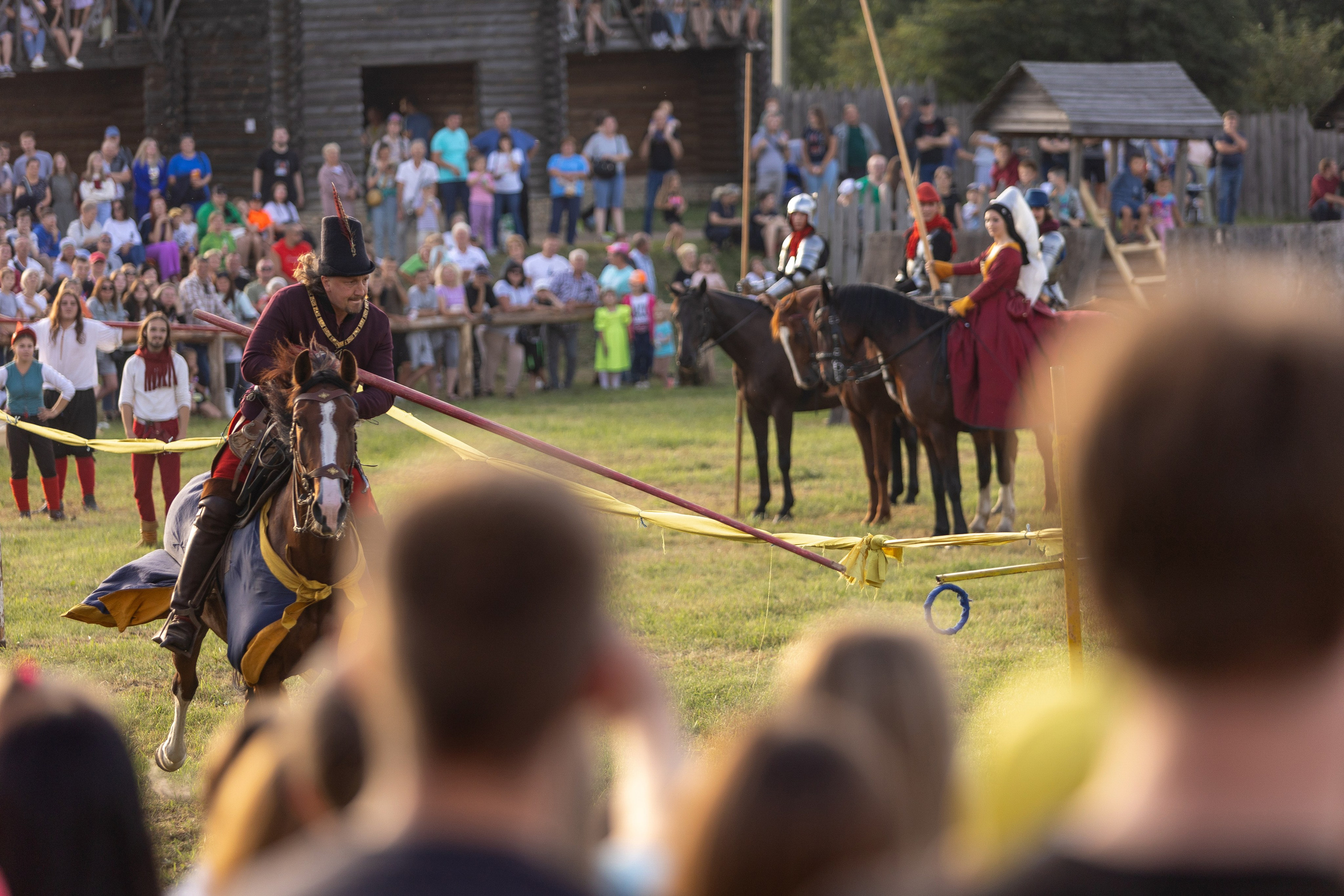 Рыцарский фест. Мстиславль. Профессиональный интерьерный и репортажный фотограф Минск и РБ. Максим Орлов