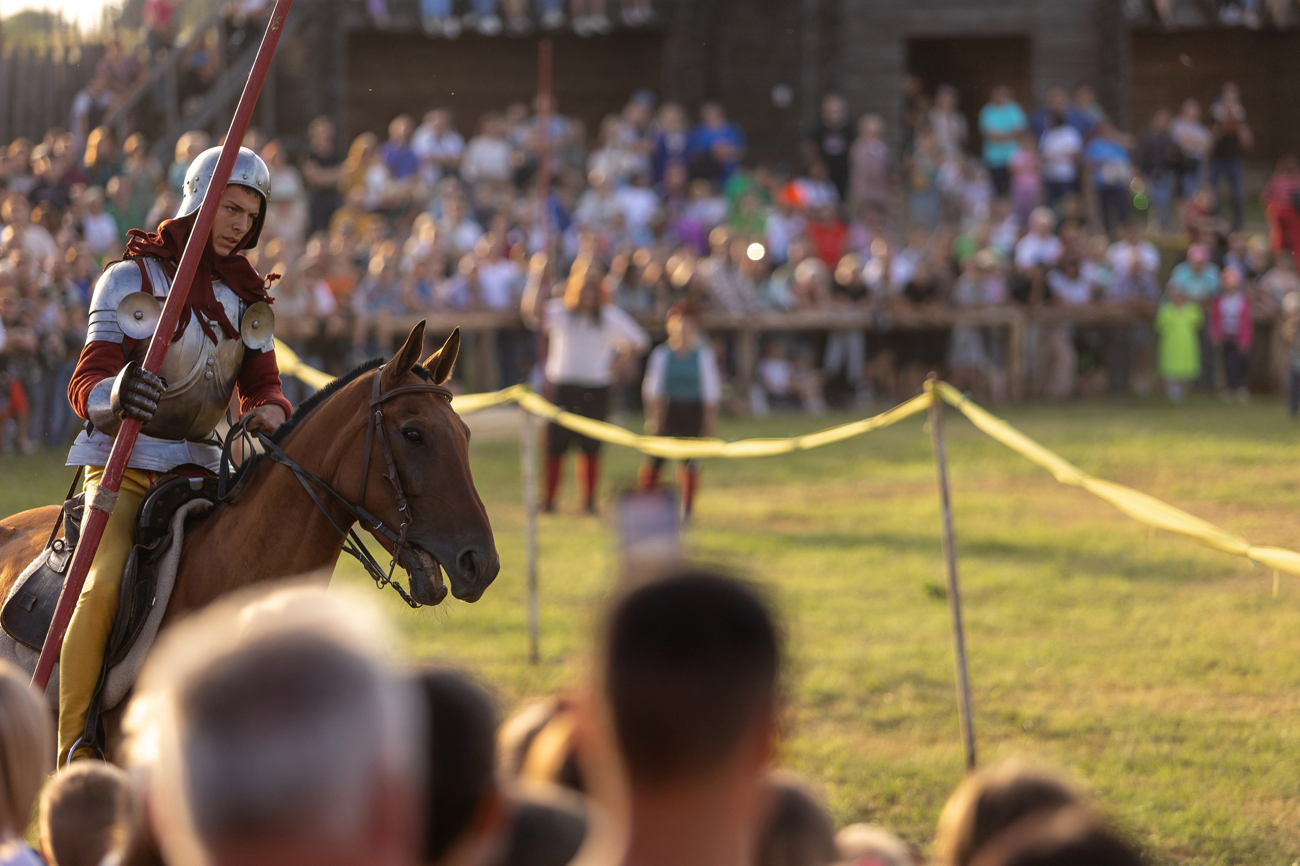 Рыцарский фест. Мстиславль. Профессиональный интерьерный и репортажный фотограф Минск и РБ. Максим Орлов