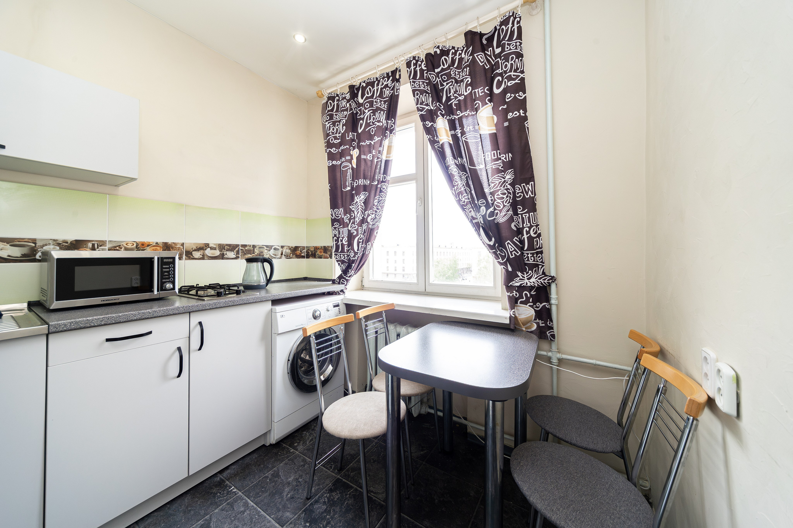 Пр. Независимости 52. Профессиональный интерьерный и репортажный фотограф Минск и РБ. Максим Орлов