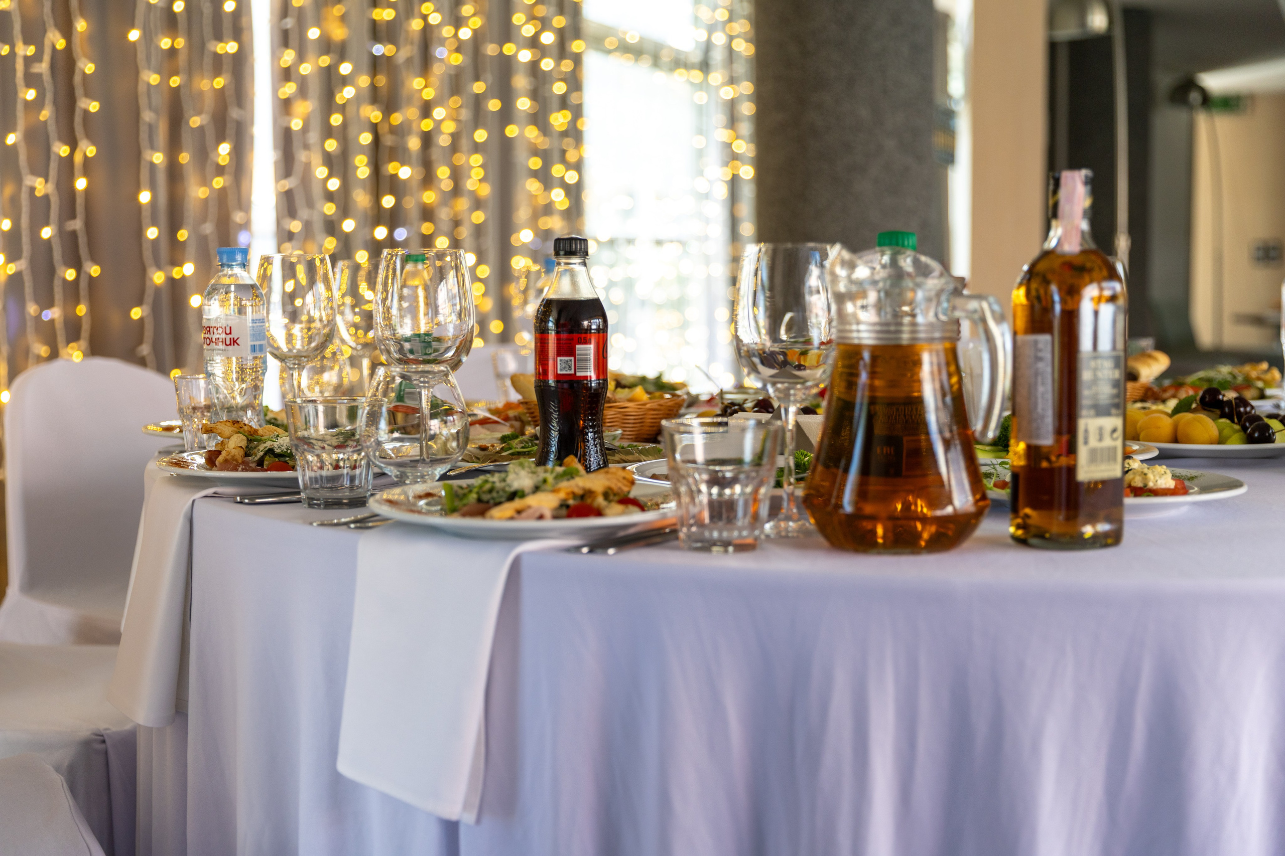 Юбилей Татьяны в ресторане. Профессиональный интерьерный и репортажный фотограф Минск и РБ. Максим Орлов