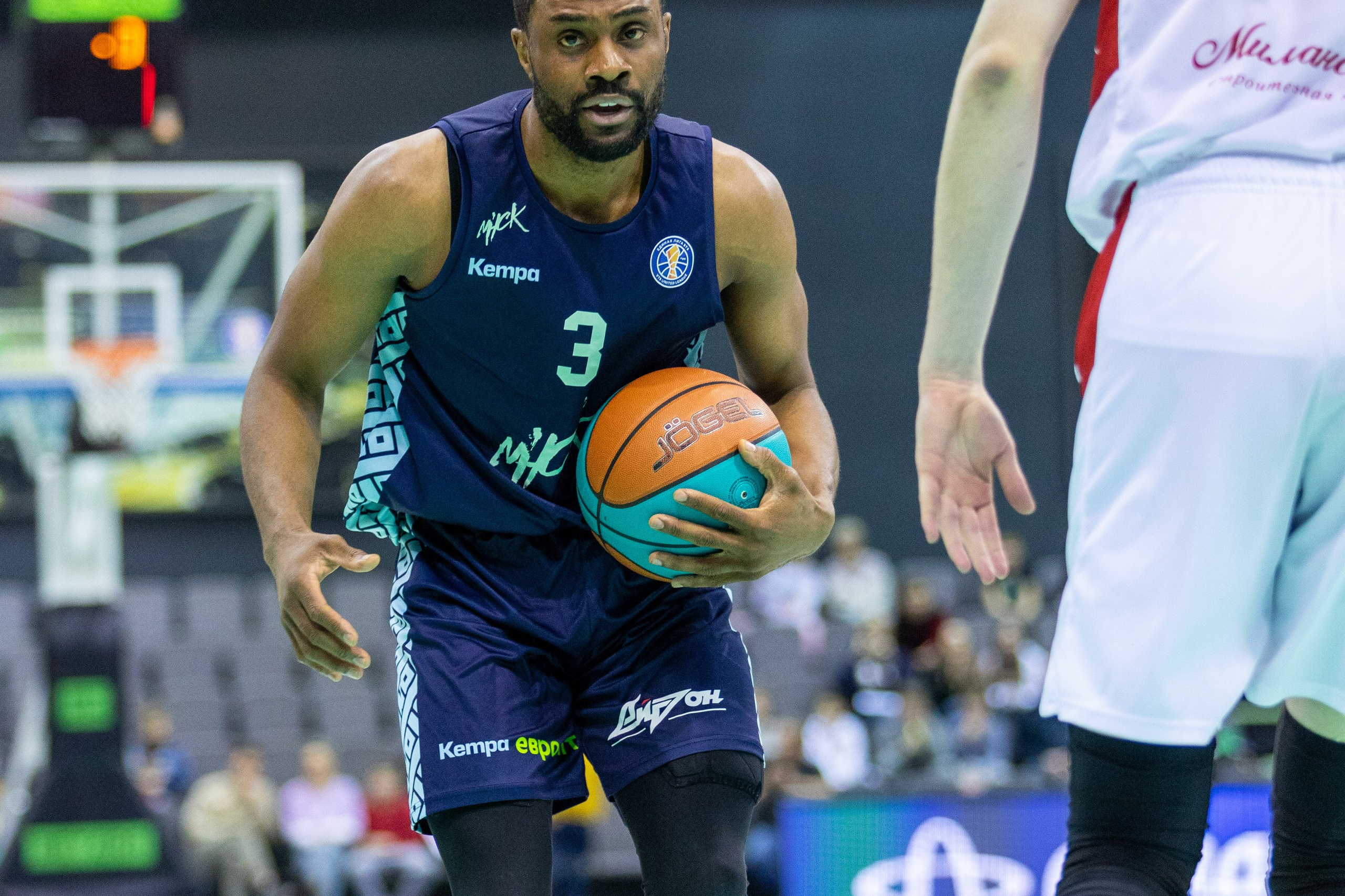 Баскетбол. Минск — MBA. 09.03.2024. Профессиональный интерьерный и репортажный фотограф Минск и РБ. Максим Орлов