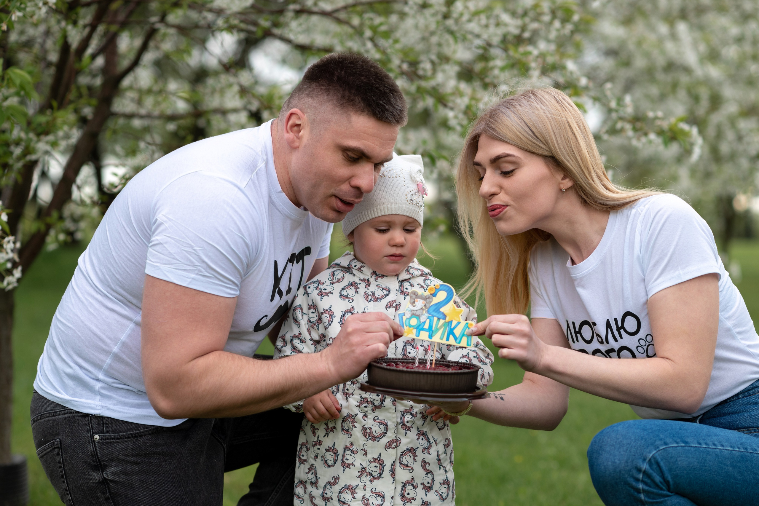 Олег, Каролина и Стефания. Профессиональный интерьерный и репортажный фотограф Минск и РБ. Максим Орлов