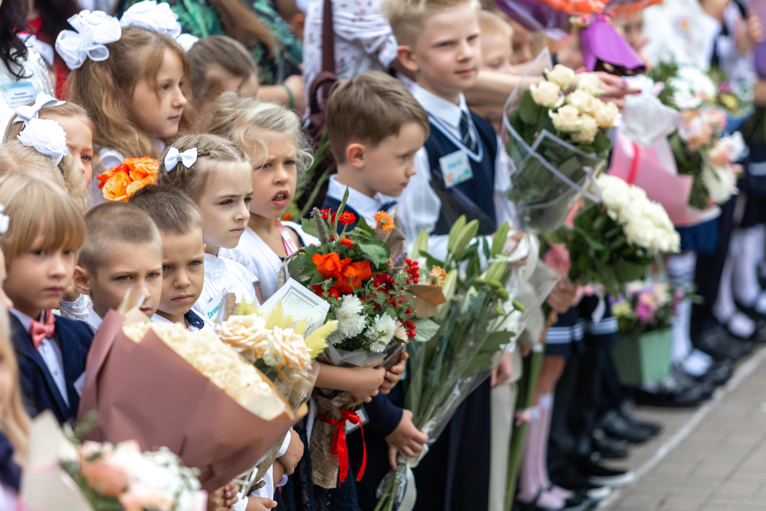 Линейка 1-го сентября. Профессиональный интерьерный и репортажный фотограф Минск и РБ. Максим Орлов