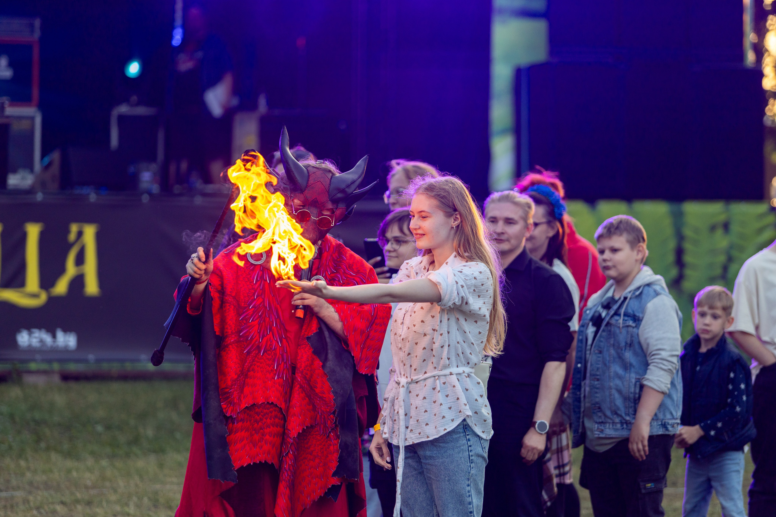 Свята сонца. Профессиональный интерьерный и репортажный фотограф Минск и РБ. Максим Орлов