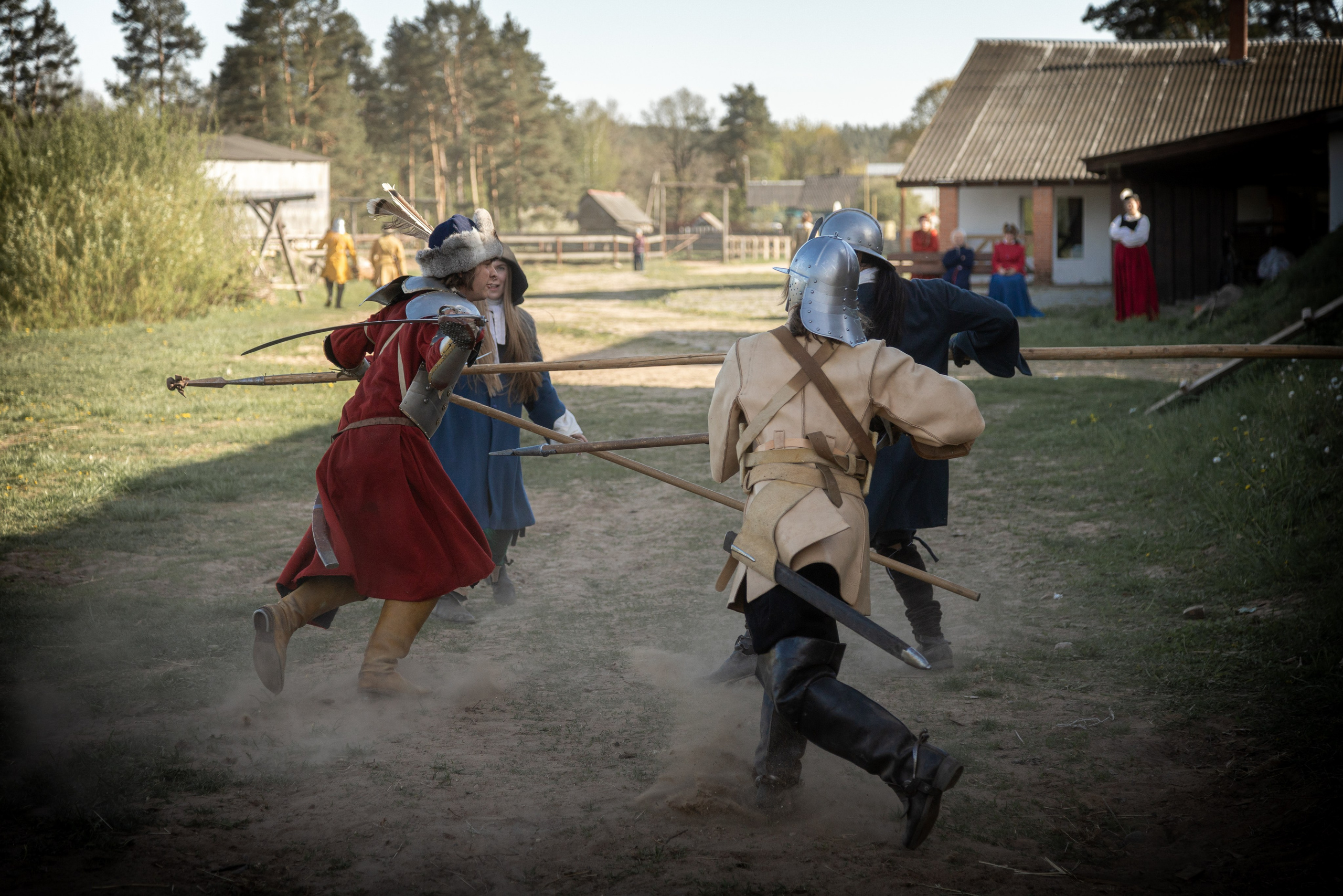 Золотая шпора. Огнем и мечем. День второй. Вылазка в лес. Штурм фортеции. Княжеский пир. Профессиональный интерьерный и репортажный фотограф Минск и РБ. Максим Орлов