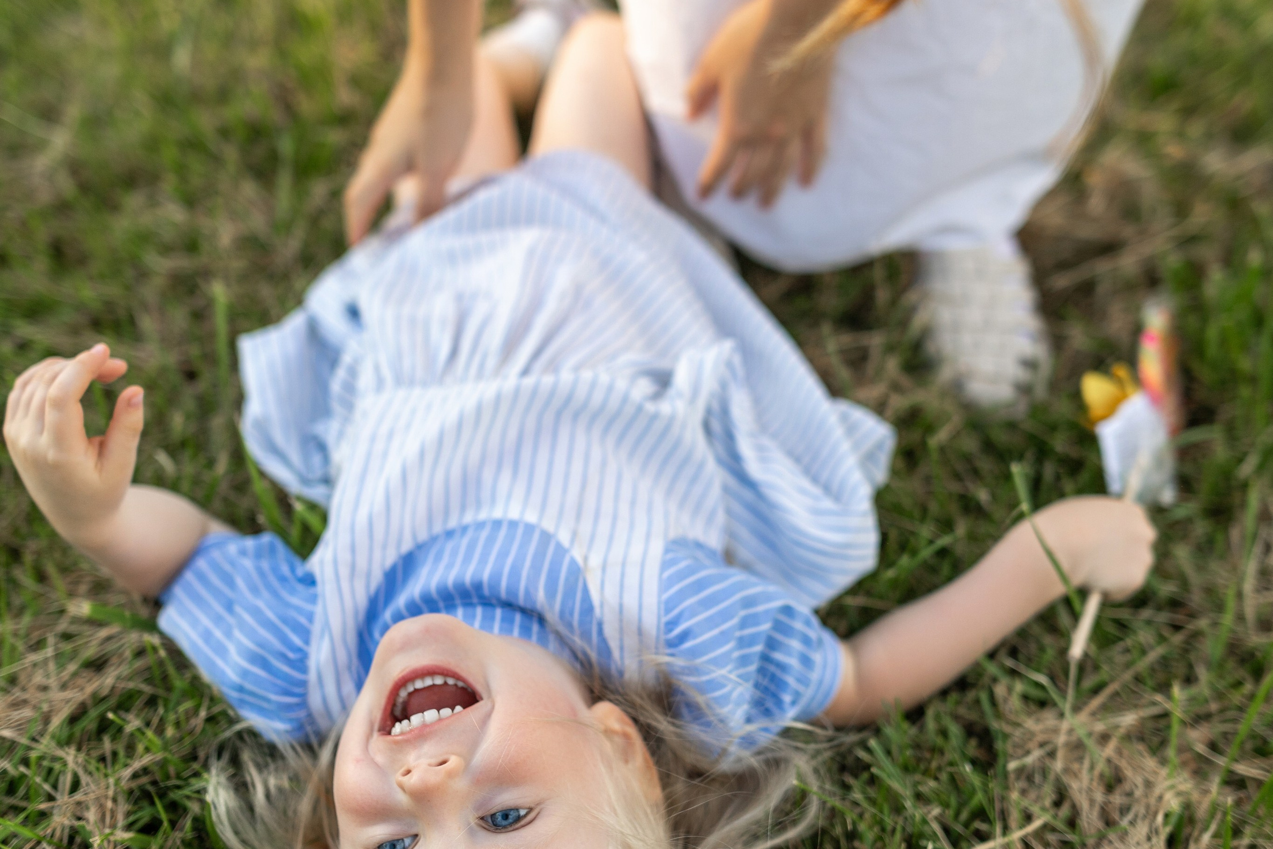 Стеша с мамой. Профессиональный интерьерный и репортажный фотограф Минск и РБ. Максим Орлов