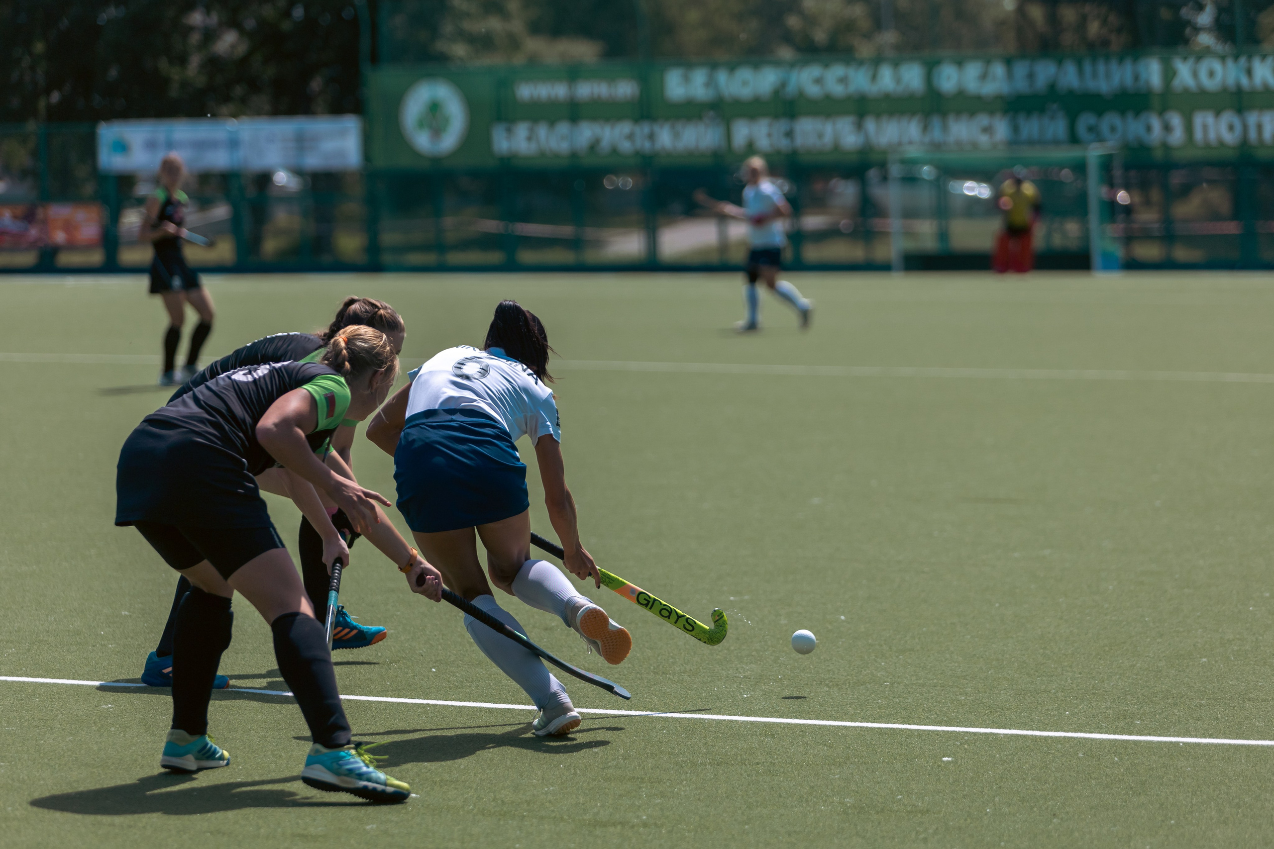 Хоккей на траве. Девушки. Минск — Текстильщик 29.052024. Профессиональный интерьерный и репортажный фотограф Минск и РБ. Максим Орлов