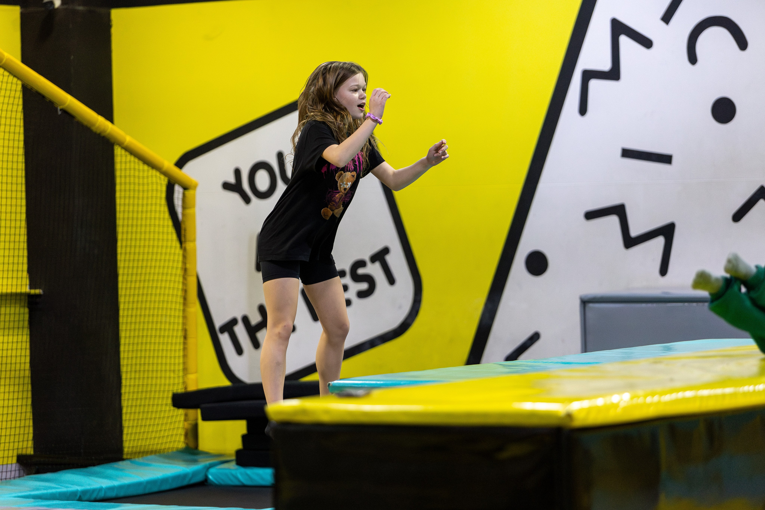 ДР Влада (батутная арена). Профессиональный интерьерный и репортажный фотограф Минск и РБ. Максим Орлов