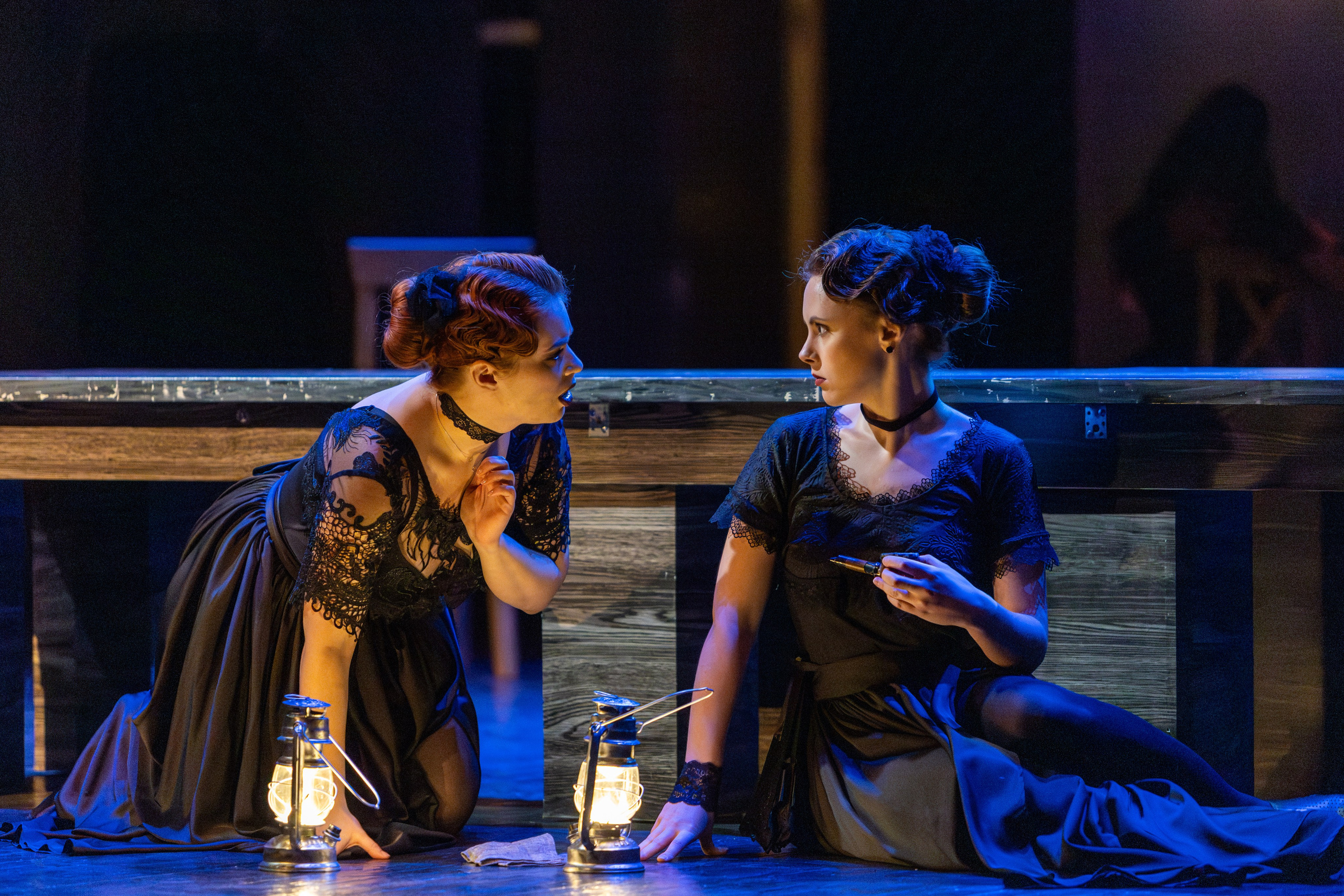 Новый театр «Дом Бернарды Альбы». Профессиональный интерьерный и репортажный фотограф Минск и РБ. Максим Орлов