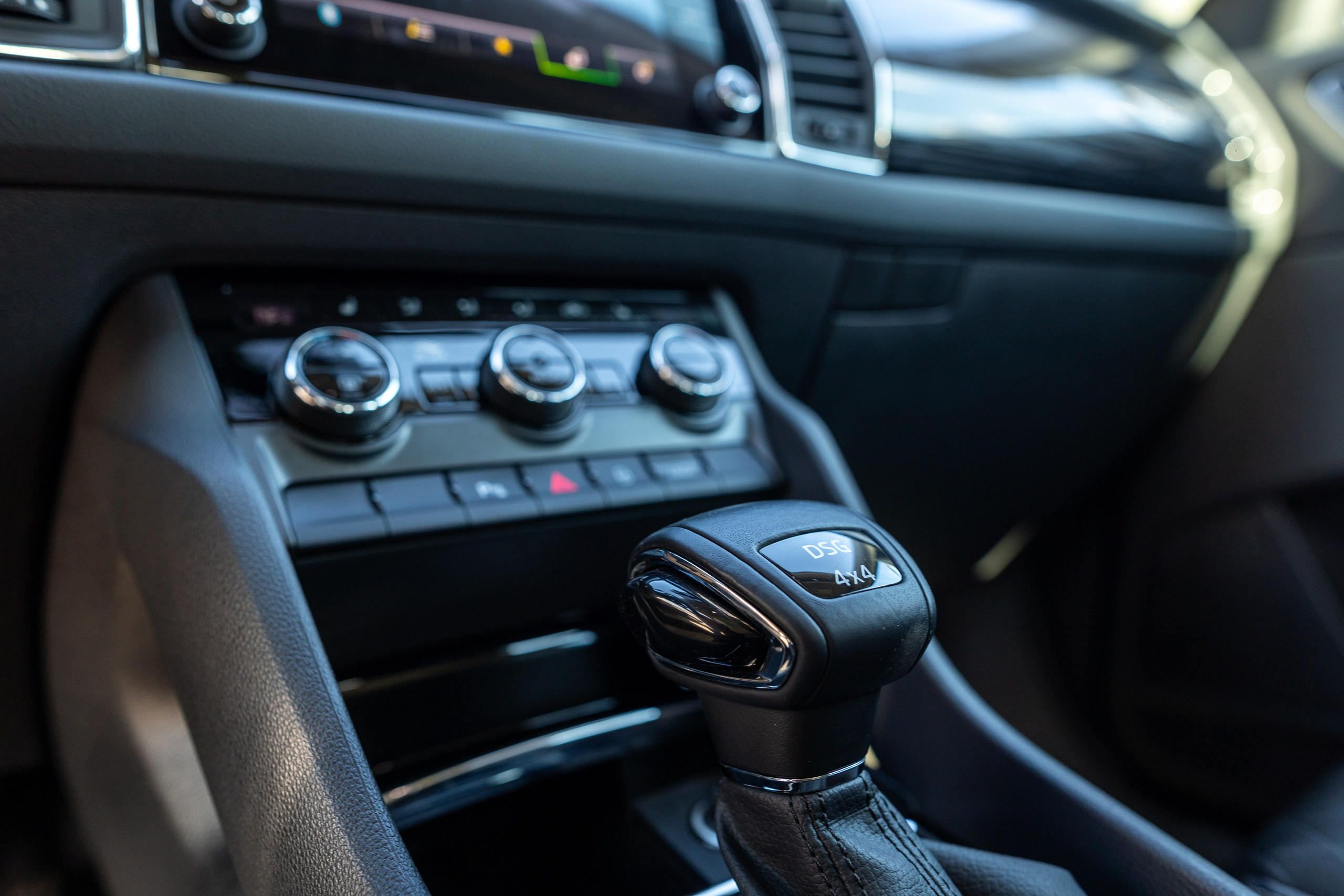 Skoda Kodiaq. Профессиональный интерьерный и репортажный фотограф Минск и РБ. Максим Орлов